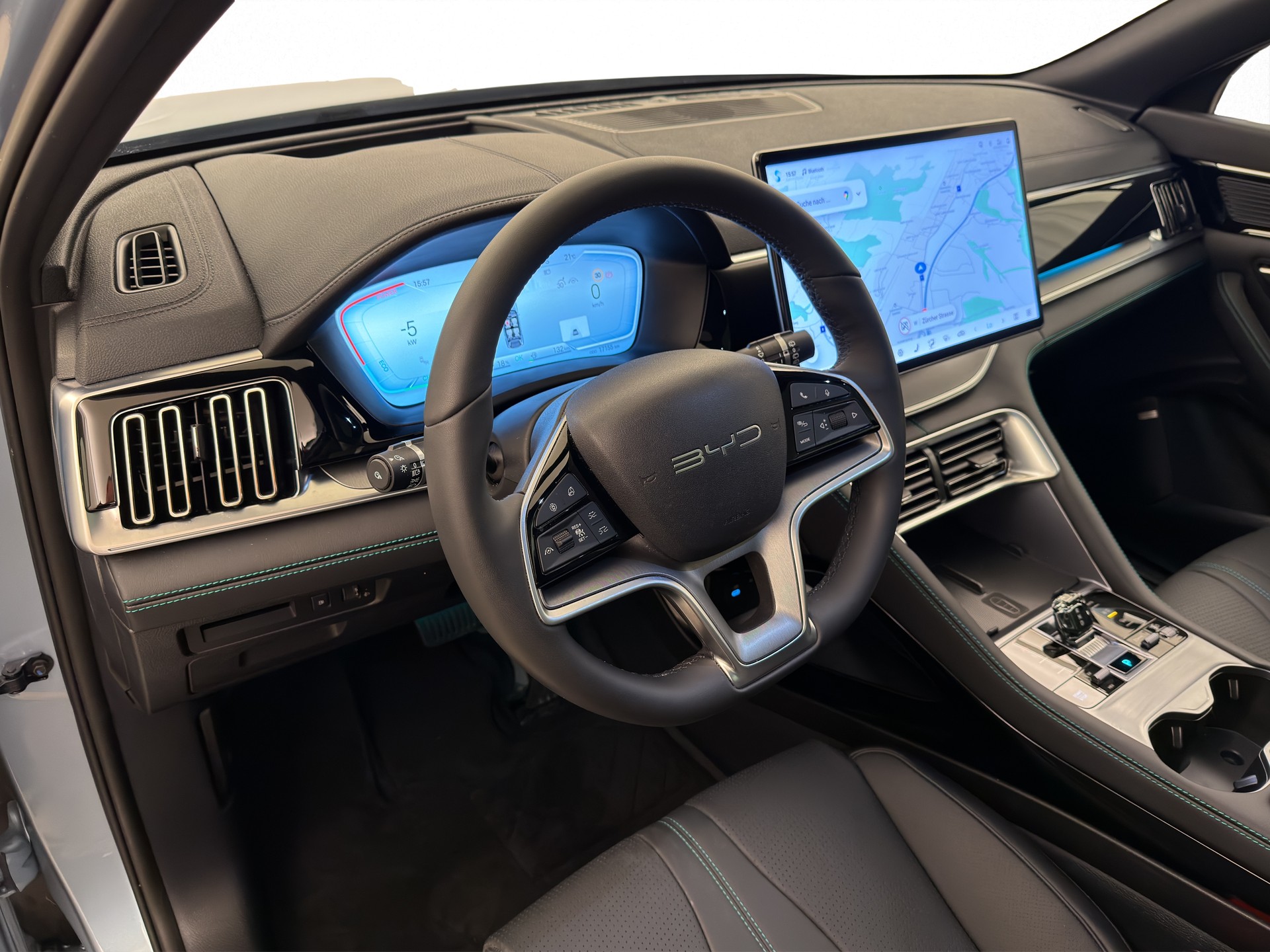 BYD Seal U DM-i Design AWD-image-14