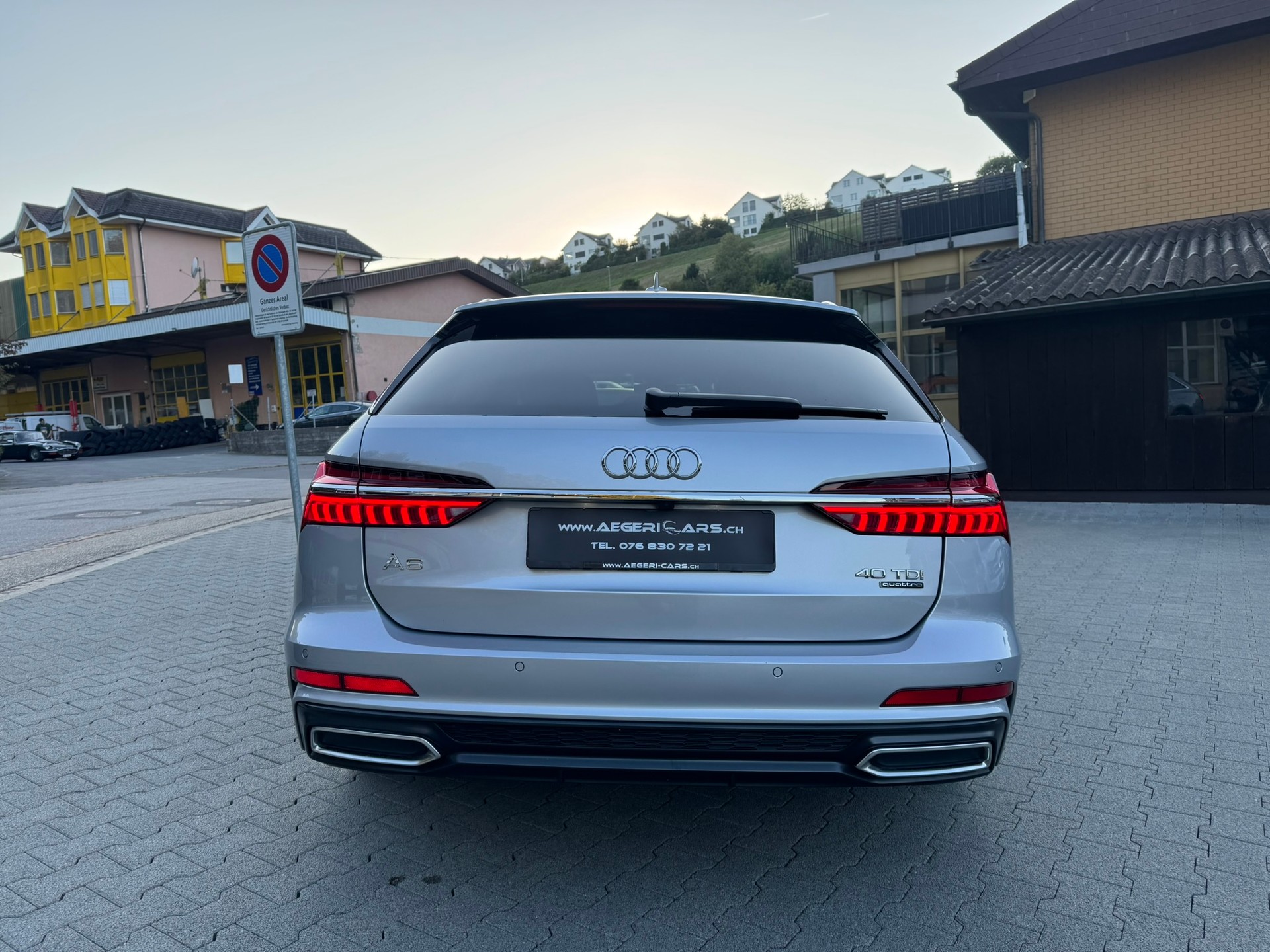 AUDI A6 Avant 40 TDI Sport Attraction quattro S-tronic-image-5