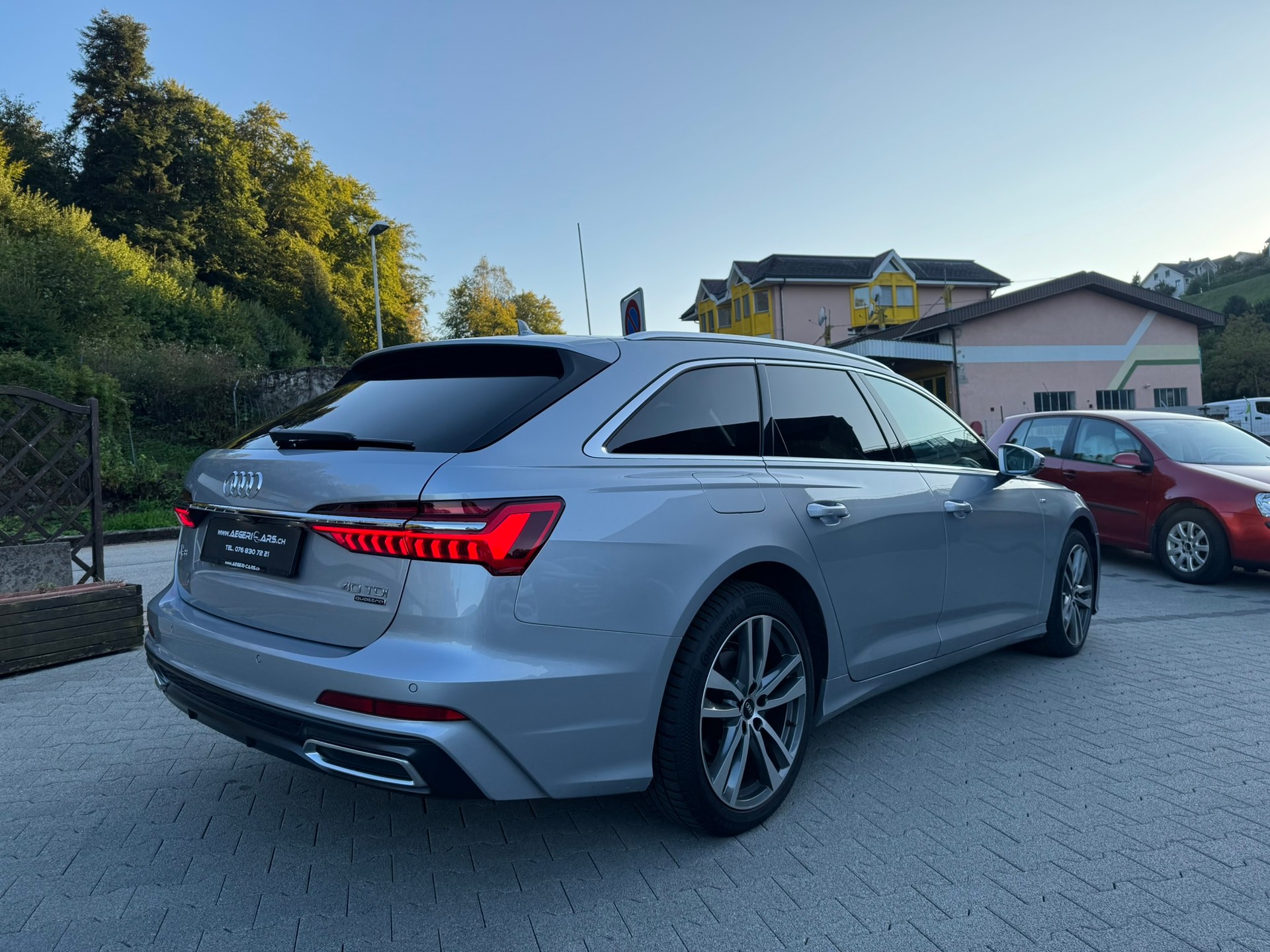 AUDI A6 Avant 40 TDI Sport Attraction quattro S-tronic-image-4