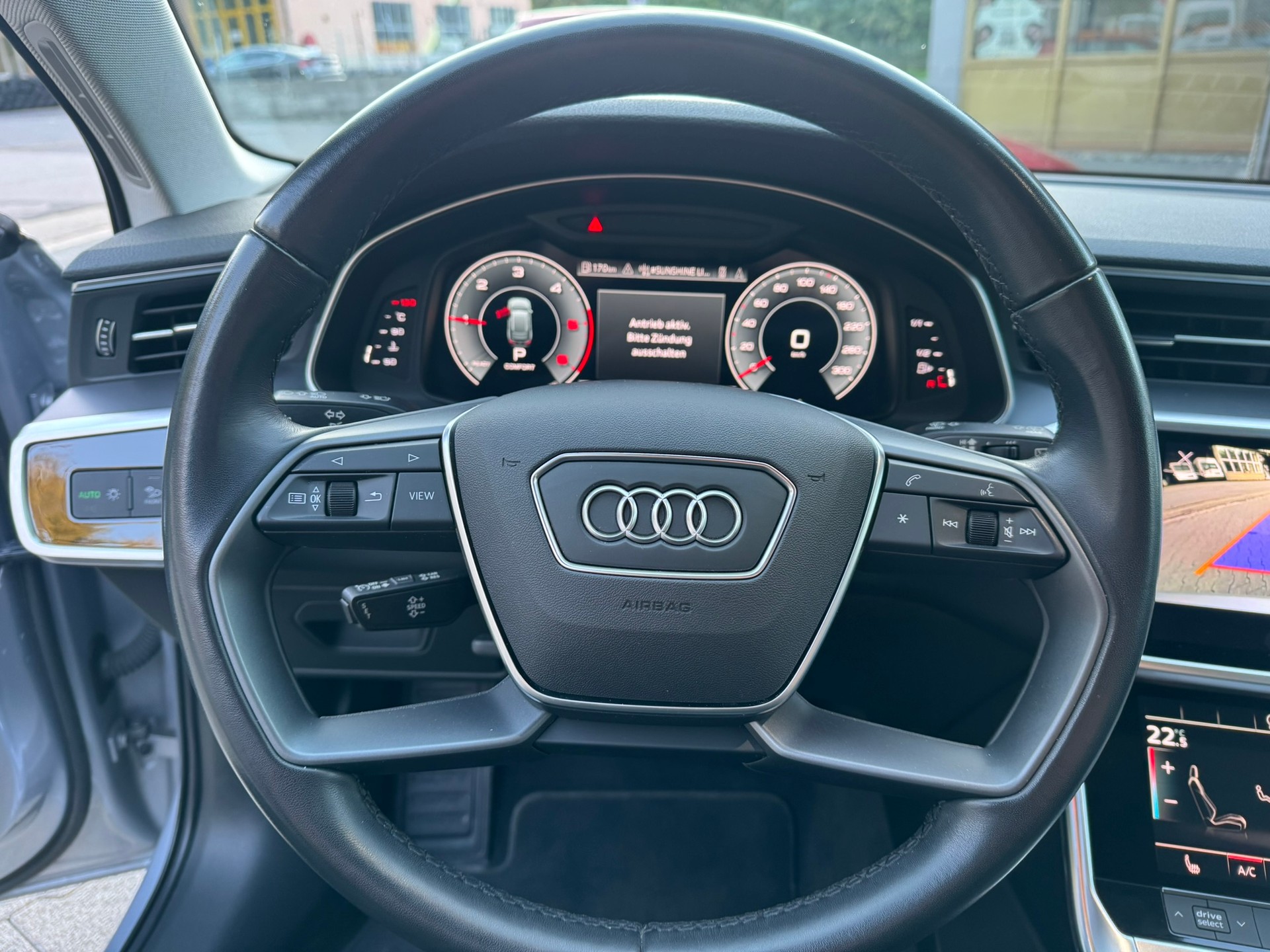 AUDI A6 Avant 40 TDI Sport Attraction quattro S-tronic-image-11