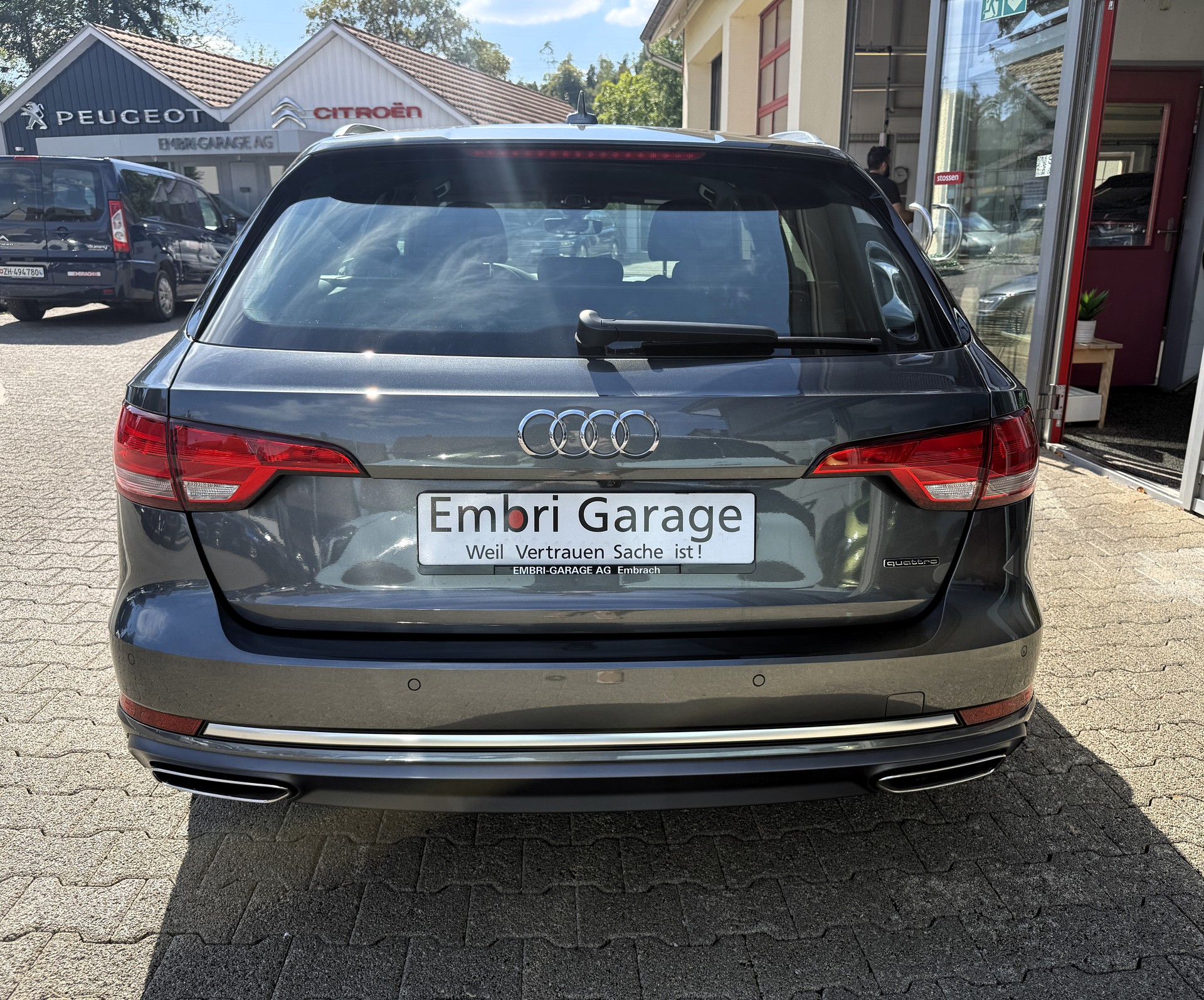AUDI A4 Avant 40 TDI Sport quattro S-tronic-image-6
