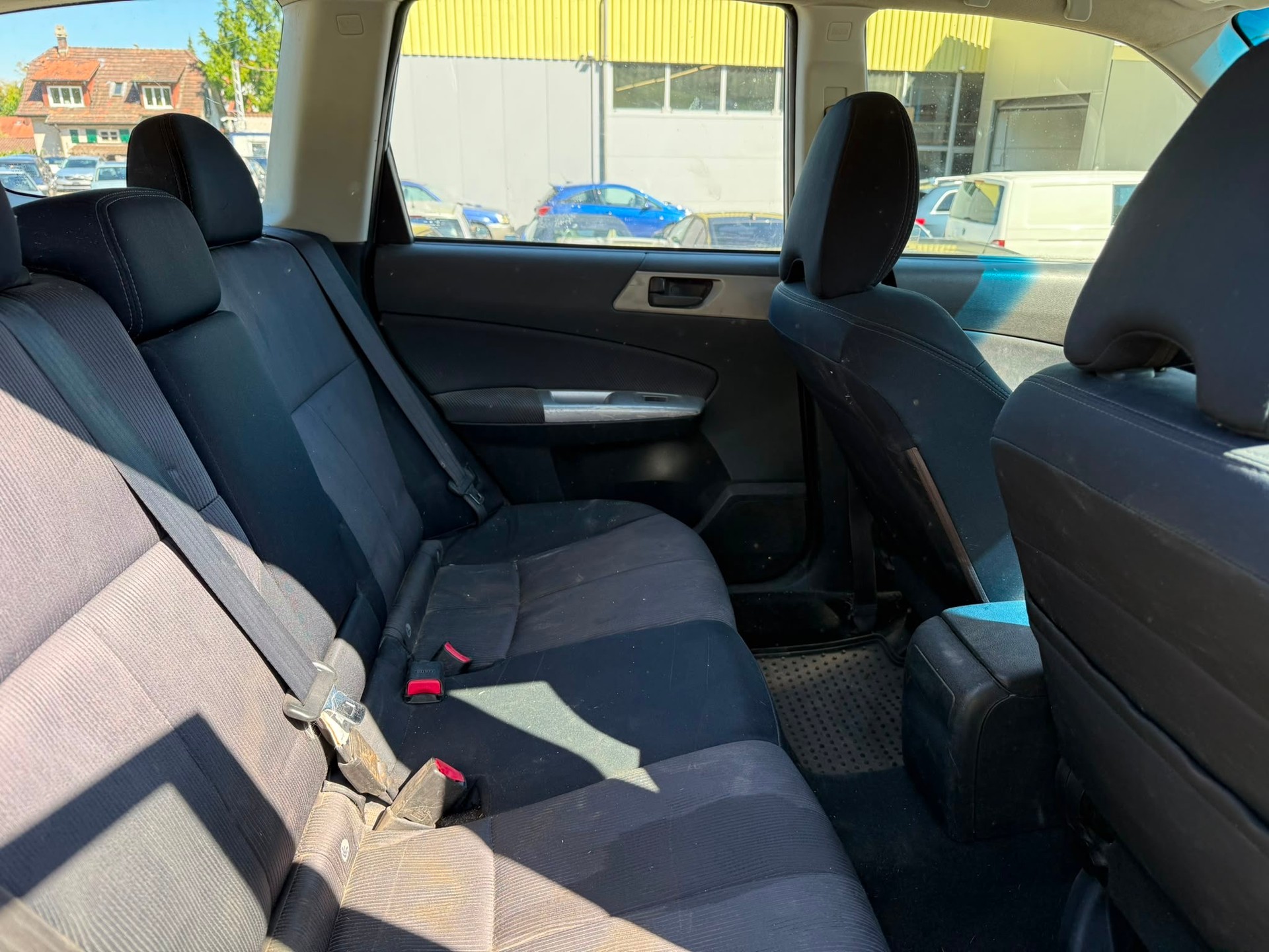 SUBARU Forester 2.0X Advantage-image-11