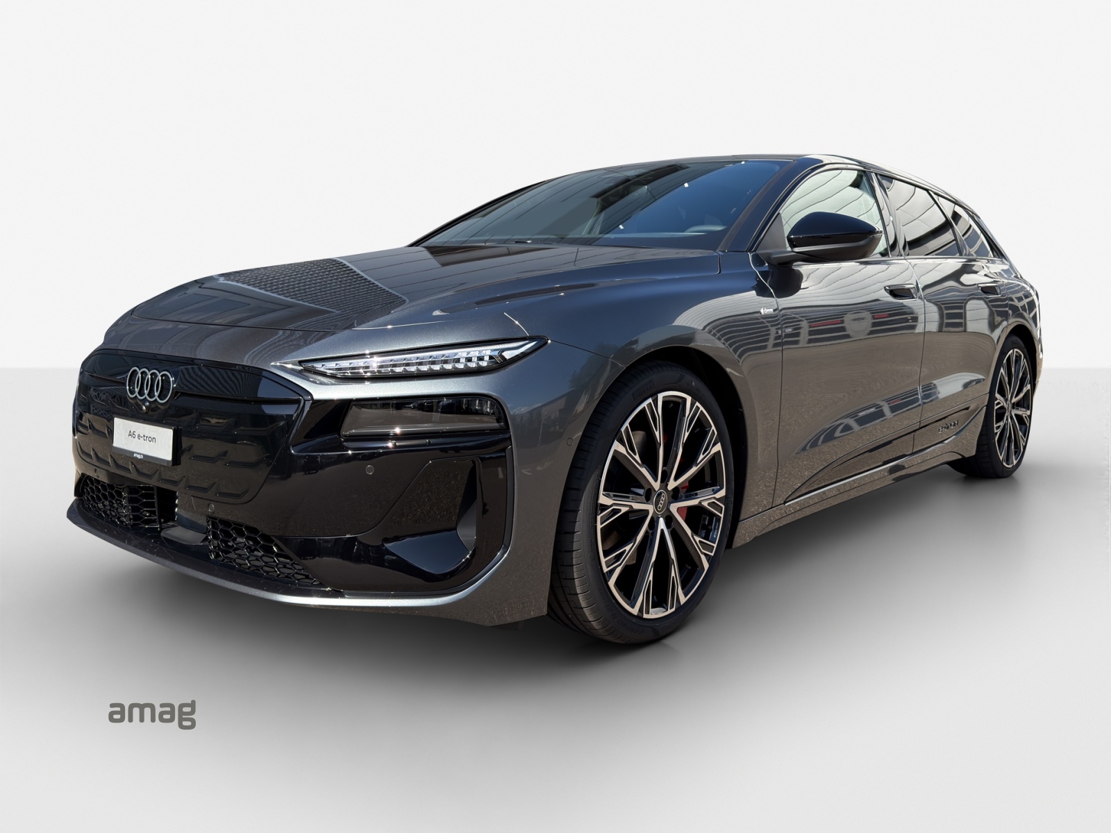 AUDI A6 Avant e-tron quattro-image-0