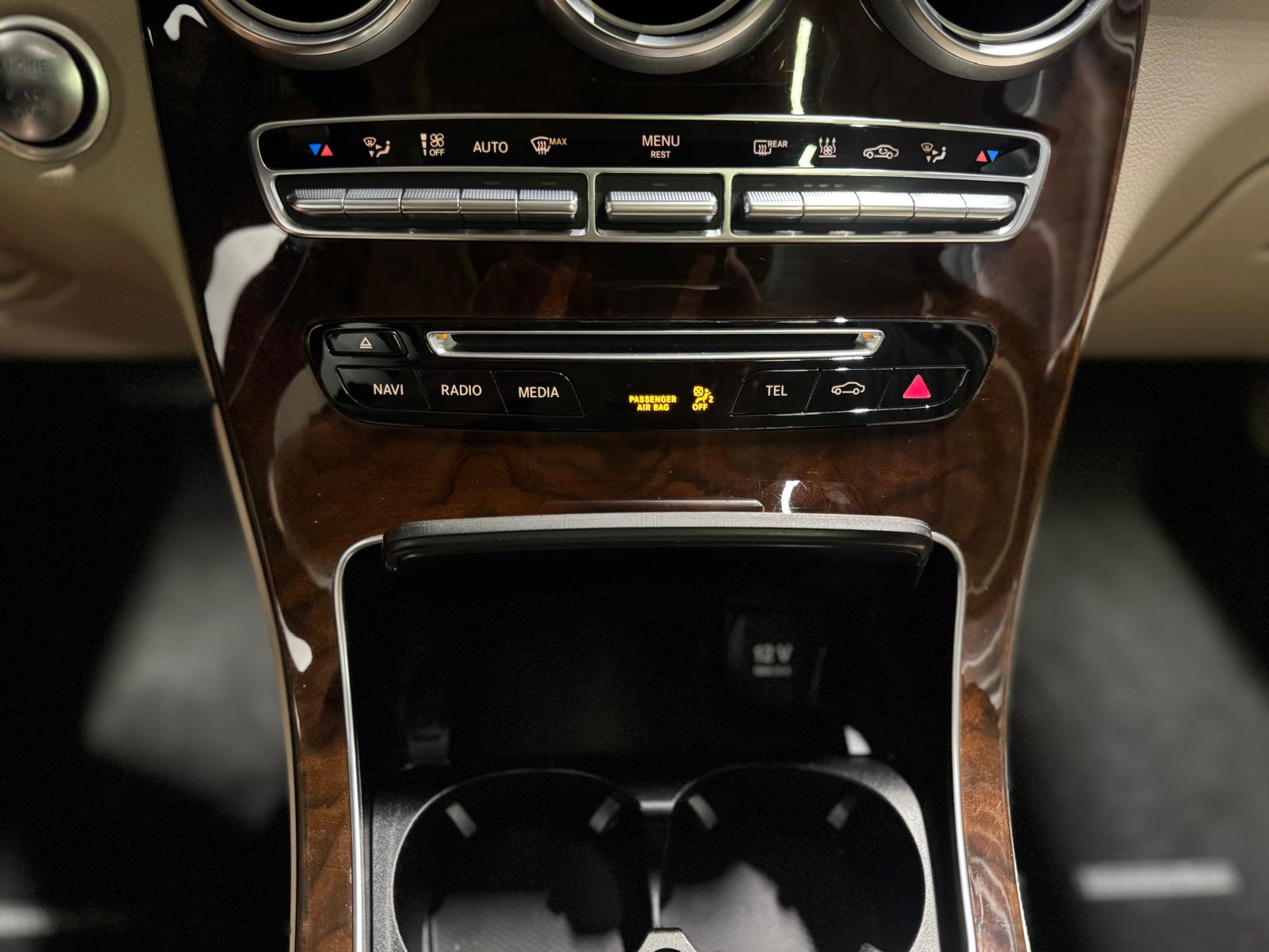 MERCEDES-BENZ GLC 350 e 4Matic * Crochet *-image-15