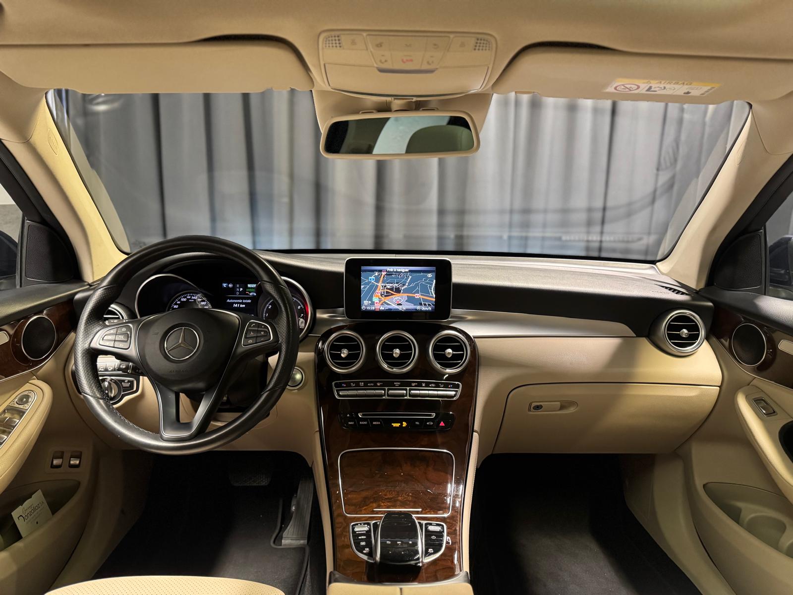 MERCEDES-BENZ GLC 350 e 4Matic * Crochet *-image-8