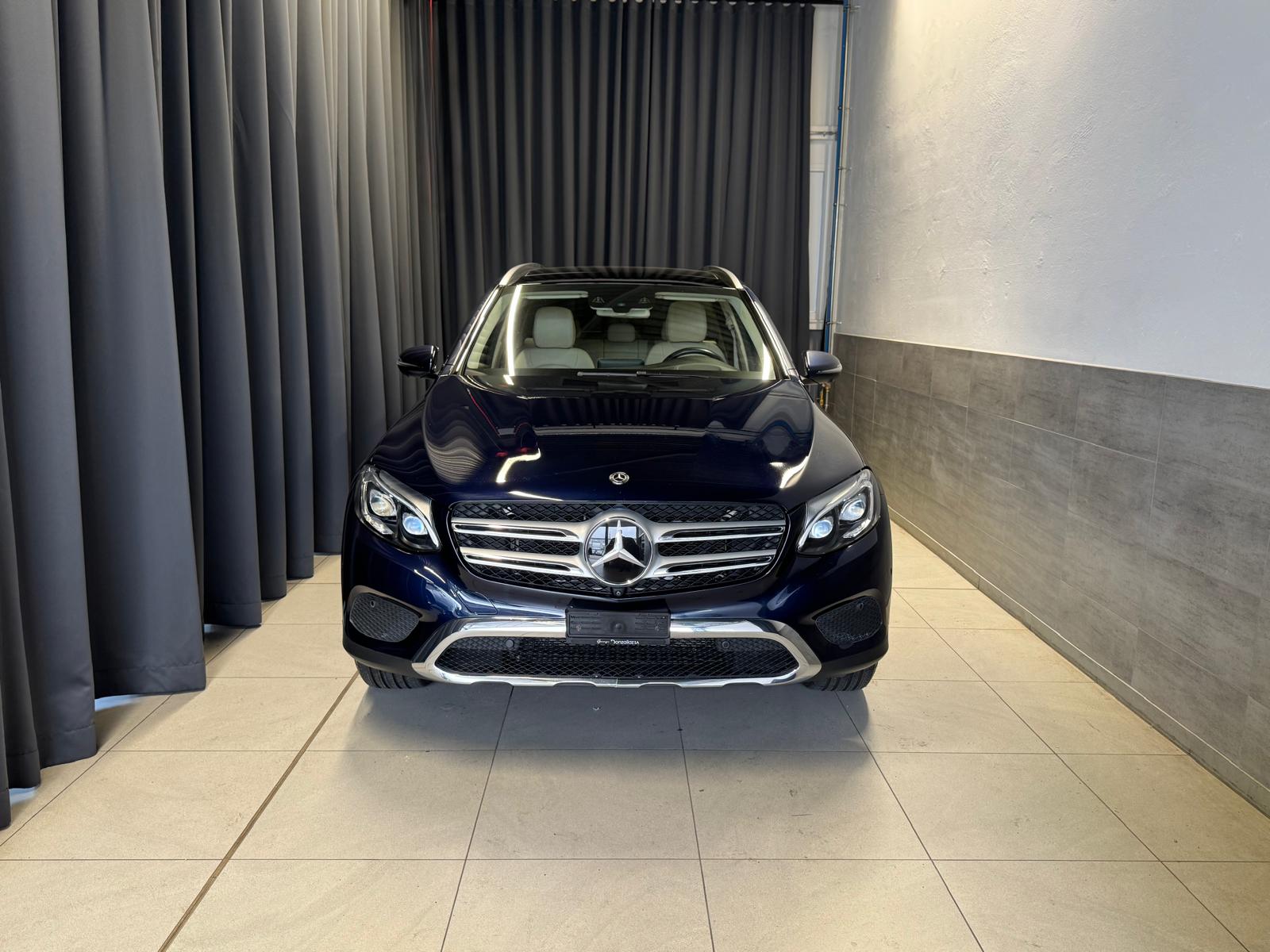 MERCEDES-BENZ GLC 350 e 4Matic * Crochet *-image-1