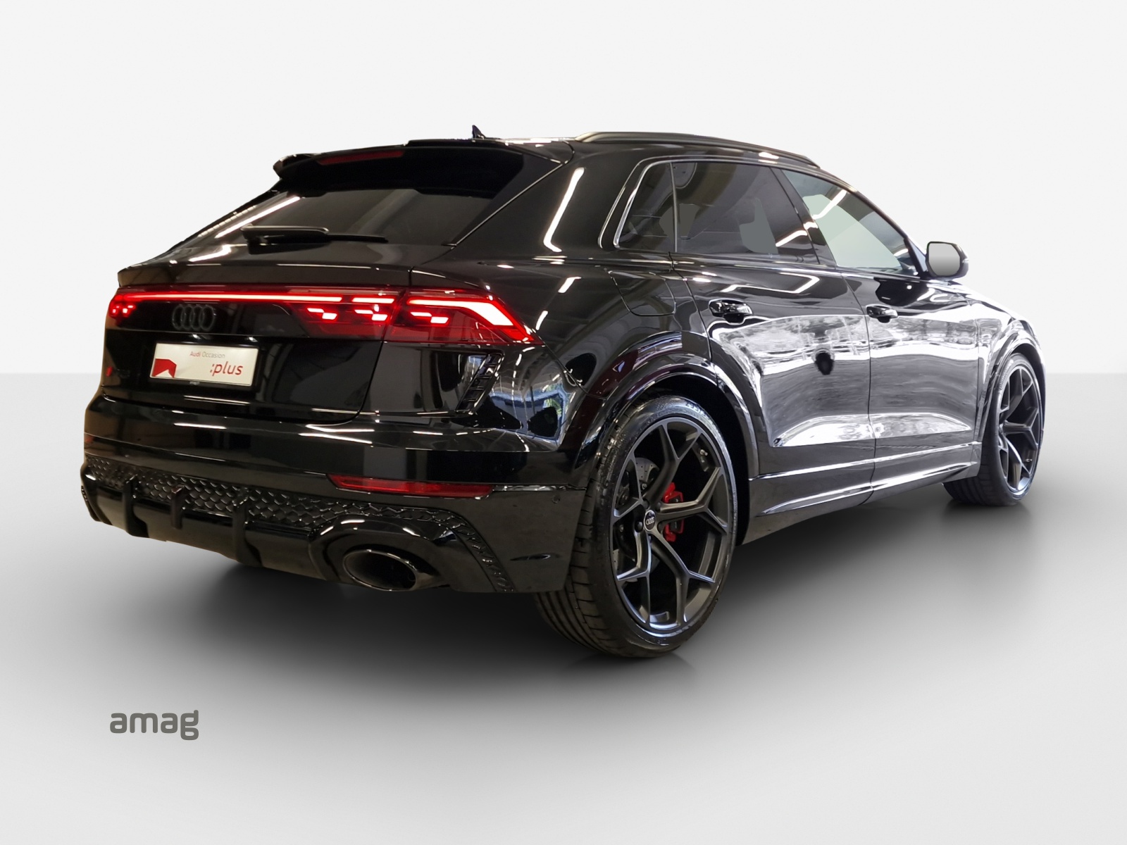 AUDI RSQ8 performance quattro-image-4