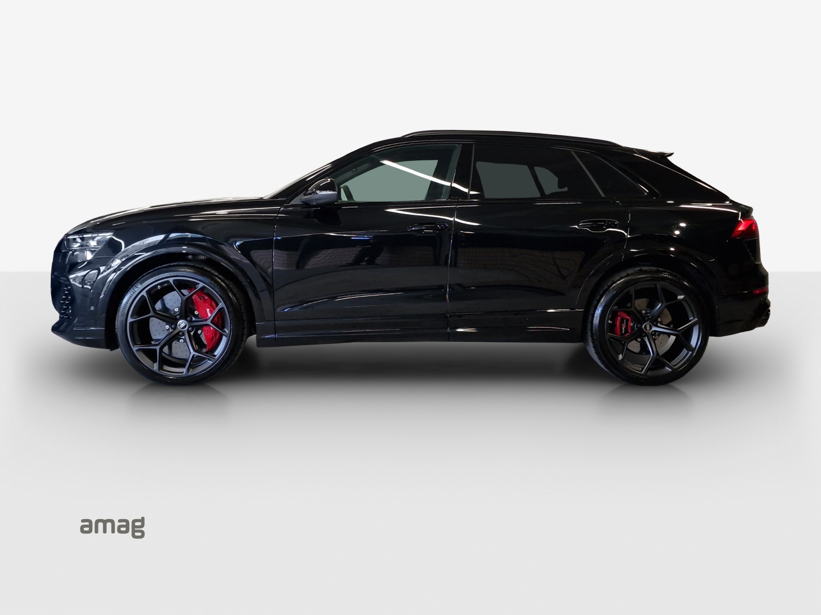AUDI RSQ8 performance quattro-image-1