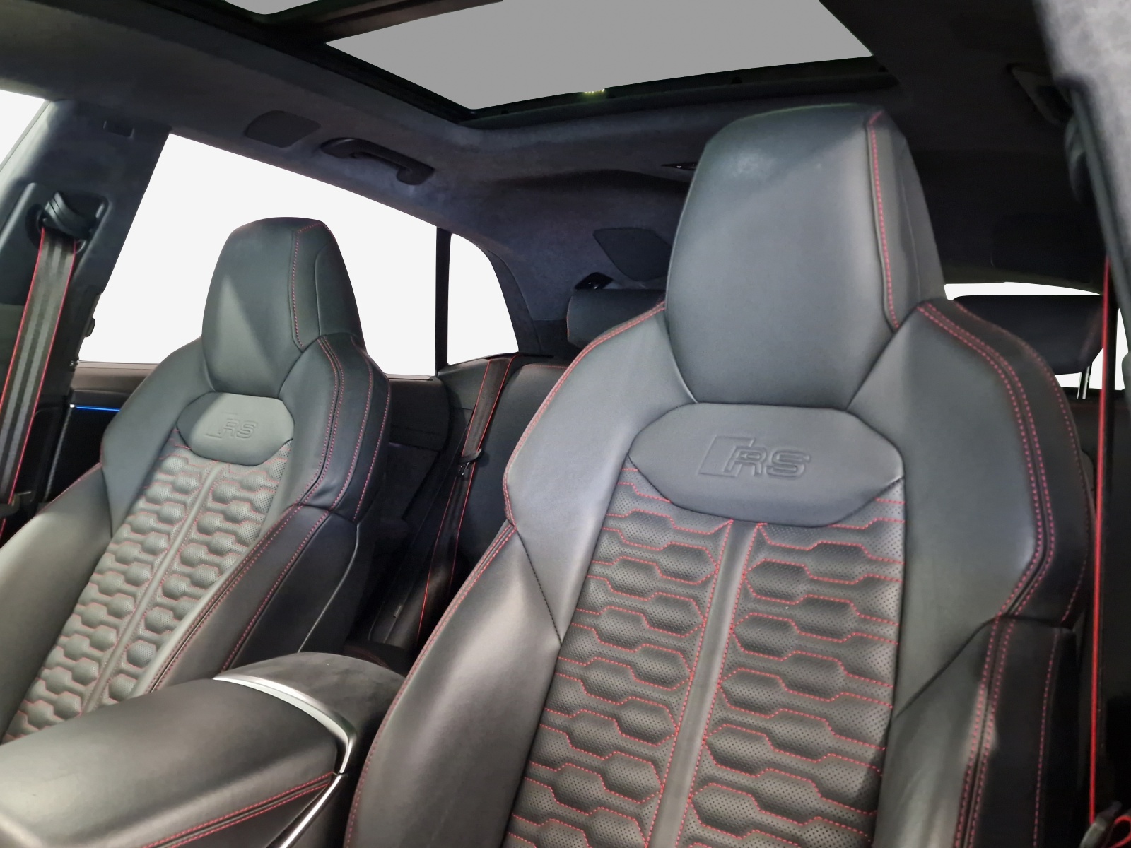 AUDI RSQ8 performance quattro-image-22