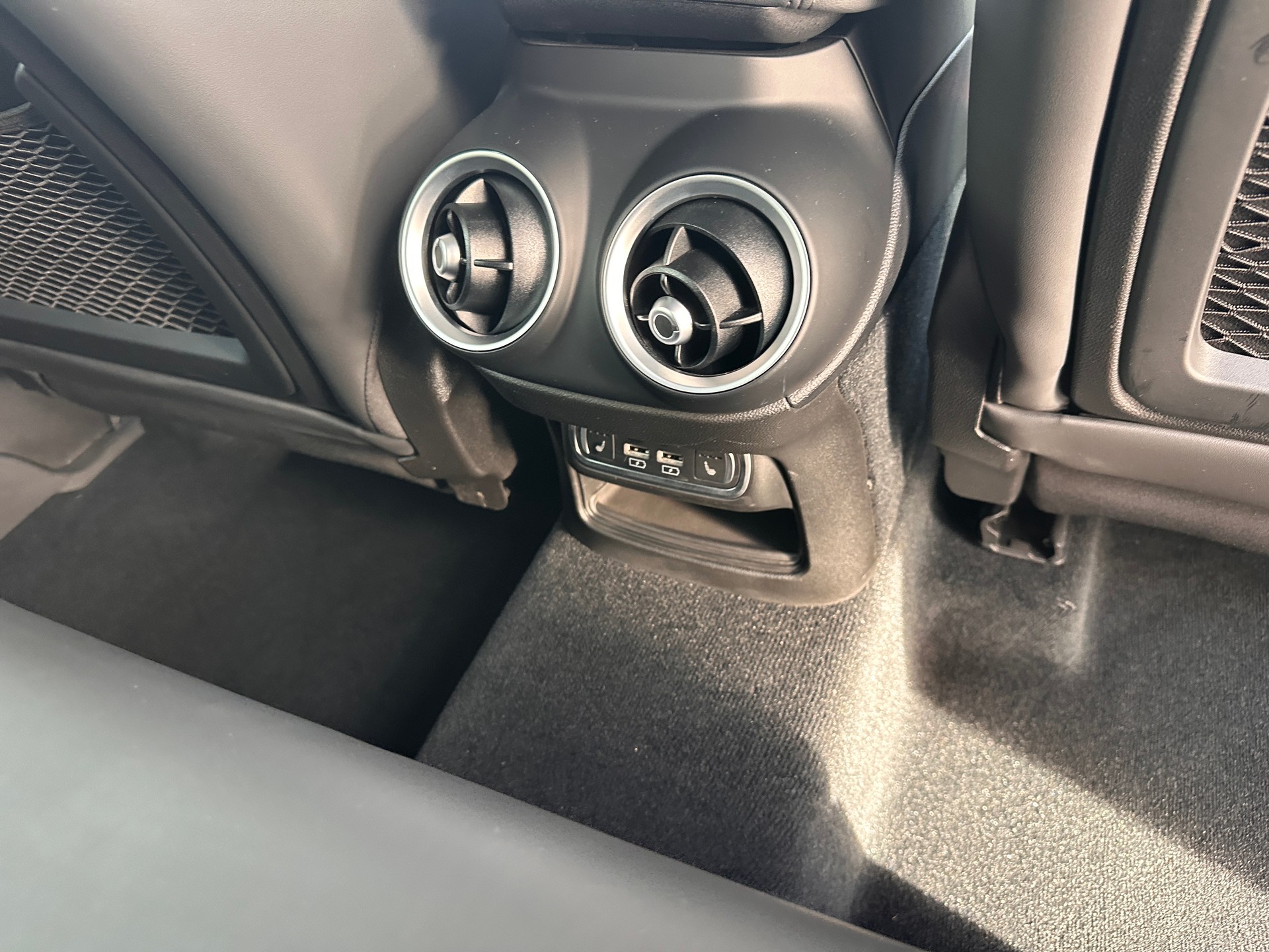 ALFA ROMEO Stelvio 2.2 JTDM TI 20 Zoll Q4-image-15