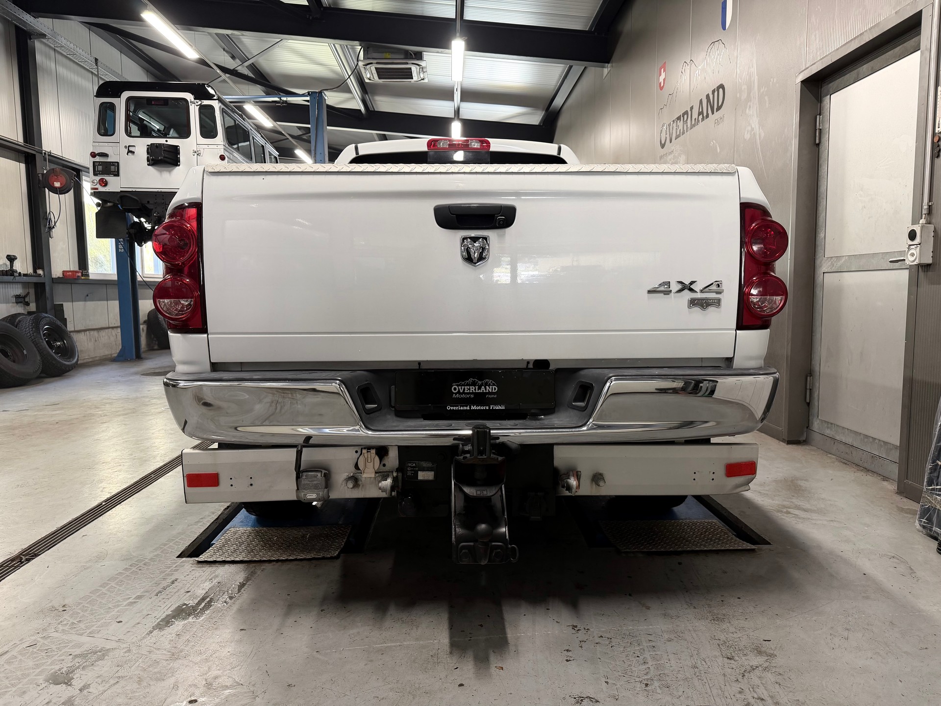 DODGE 2500 CUMMINS-image-2
