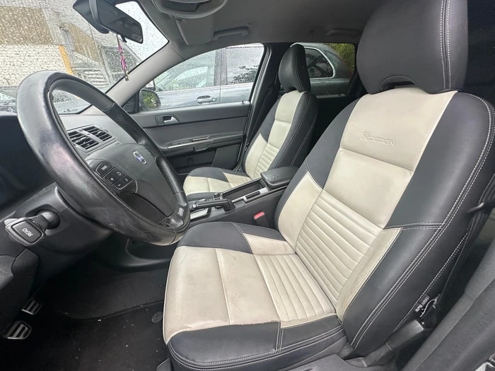 VOLVO V50 D4 R-Design-image-4