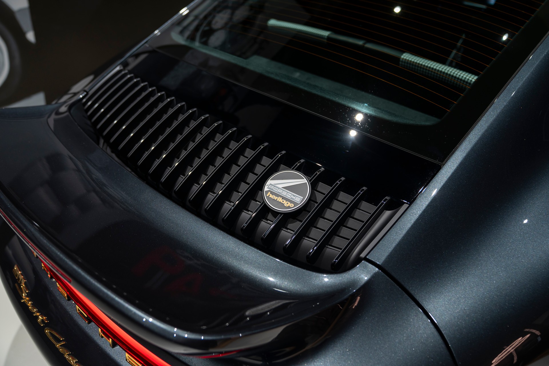 PORSCHE 911 Sport Classic PTS-image-9