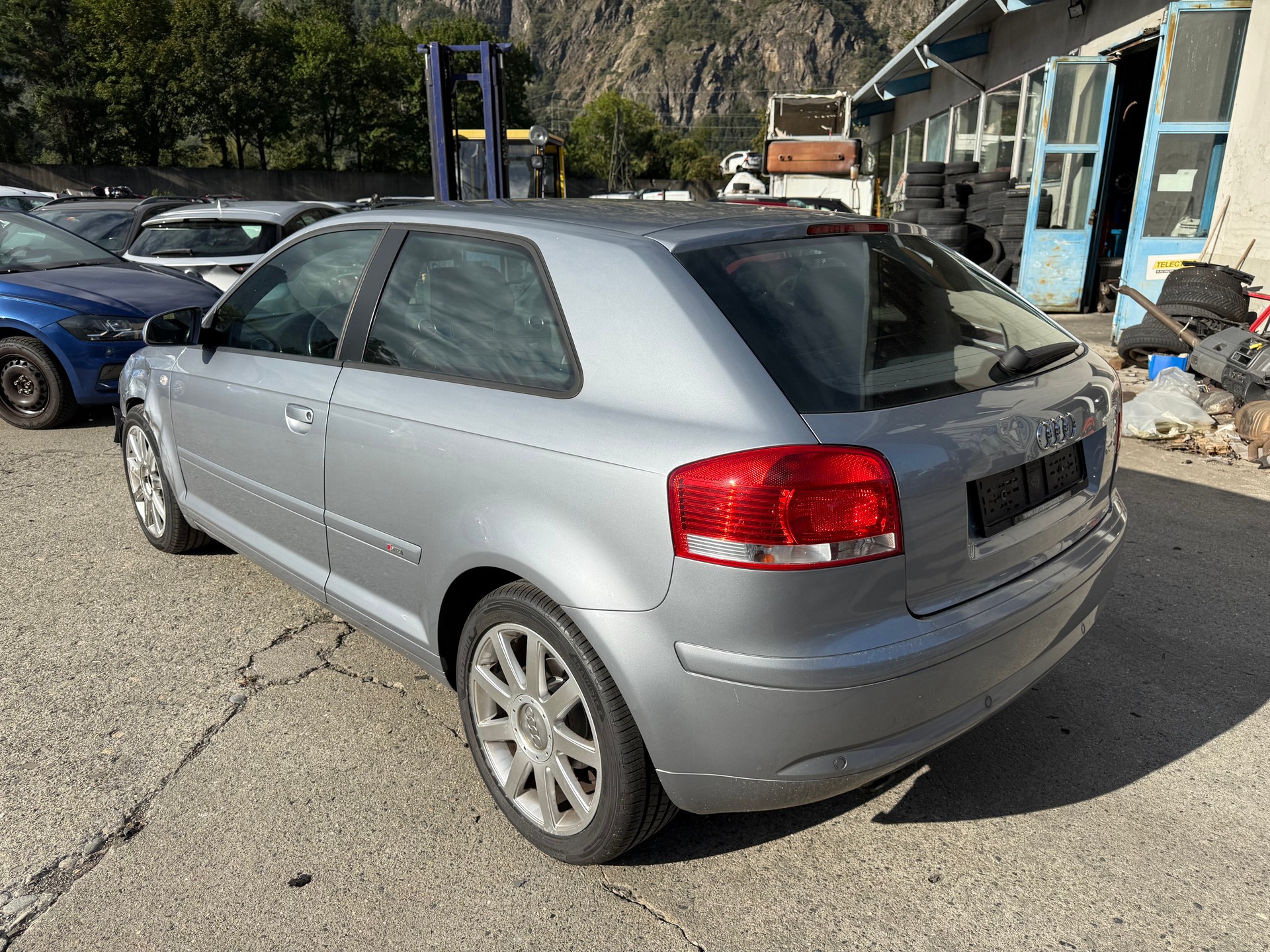 AUDI A3 2.0 TDI Ambition-image-9