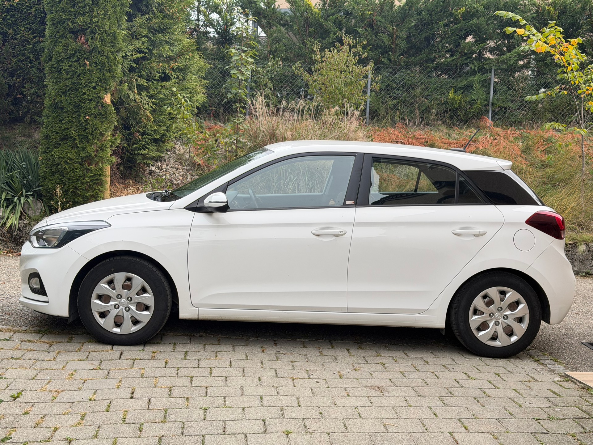 HYUNDAI i20 Active 1.0 T-GDi Origo-image-5