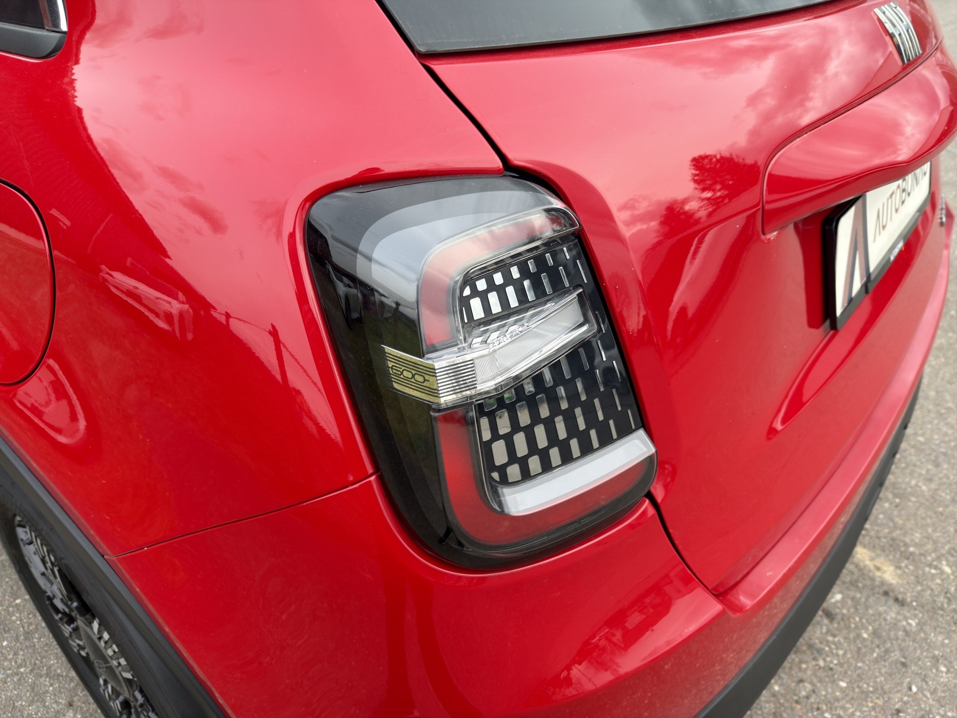 FIAT 600 1.2 Hybrid 145 Cult-image-20