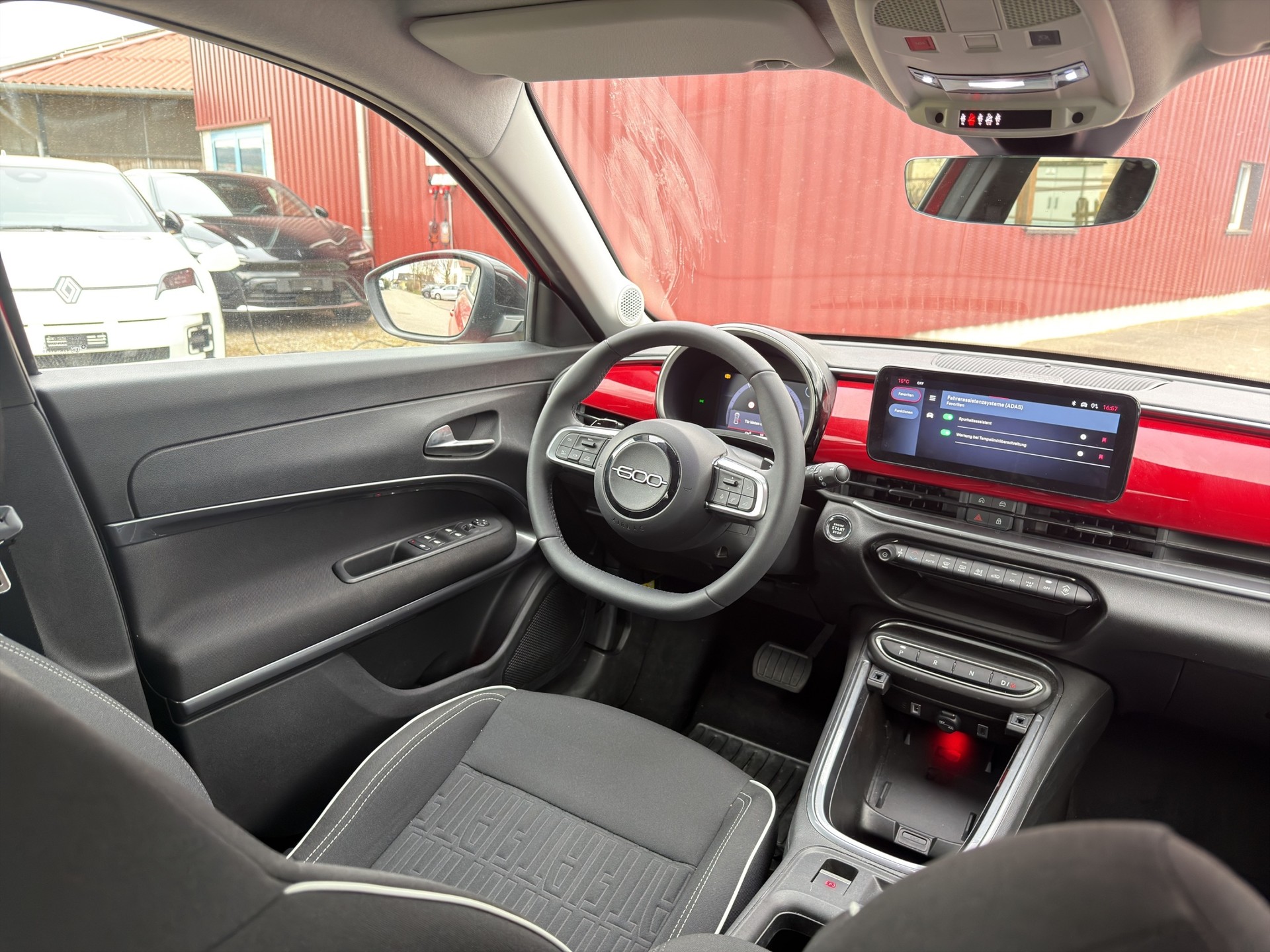 FIAT 600 1.2 Hybrid 145 Cult-image-25