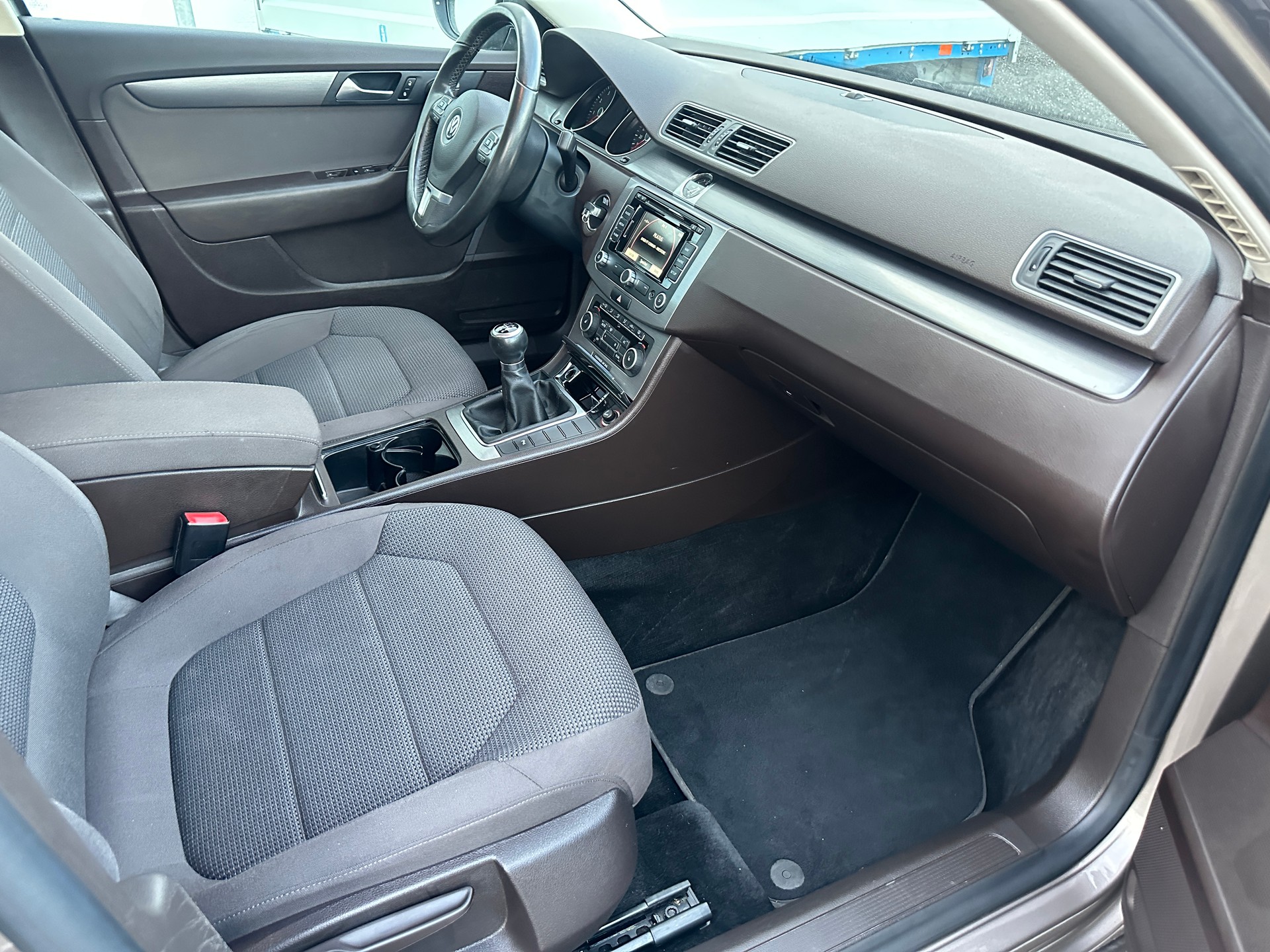VW Passat Variant 1.8 TSI Highline-image-2