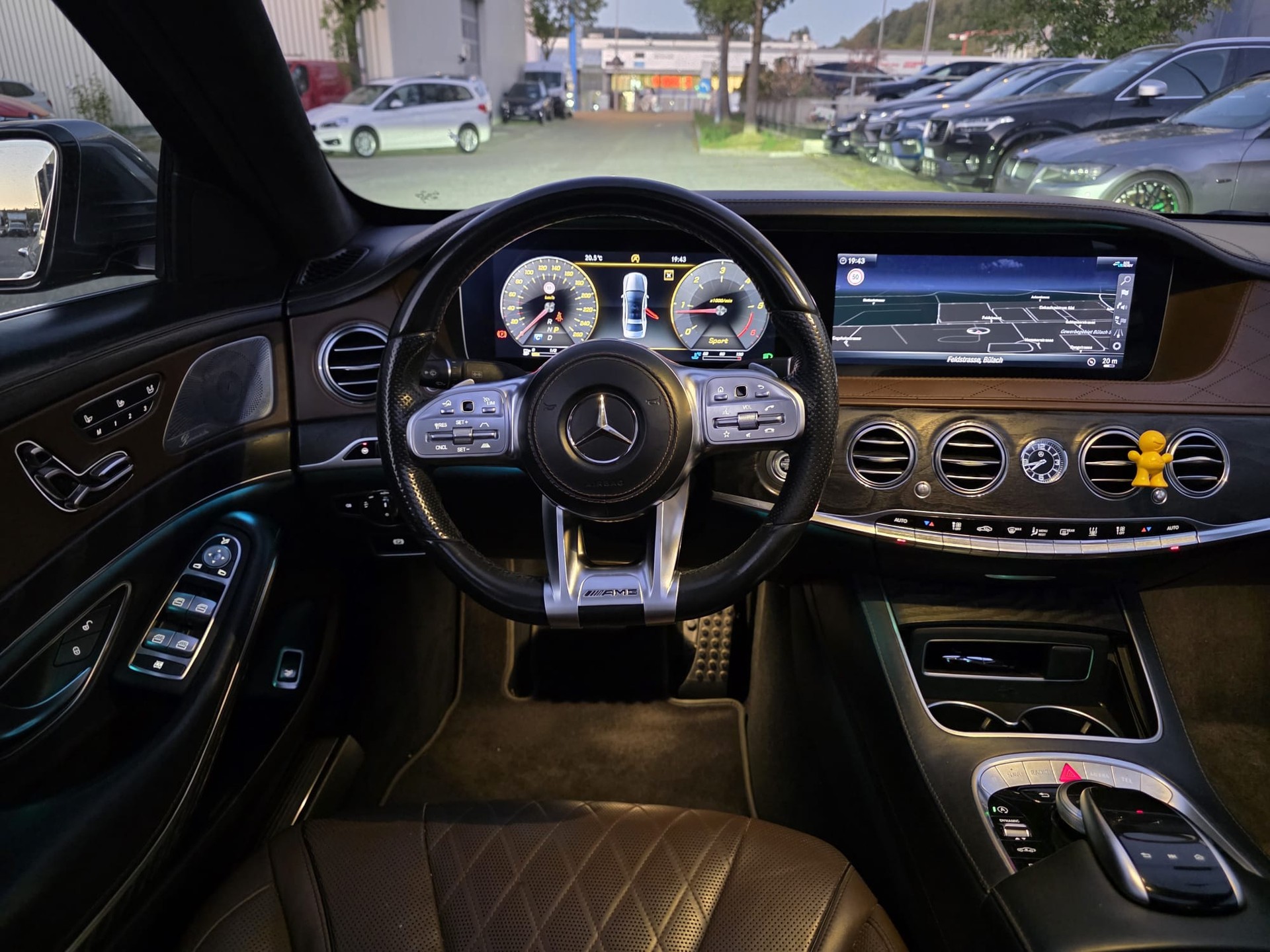 MERCEDES-BENZ S 400 d AMG Line 4Matic 9G-Tronic Pano/MFK-image-9