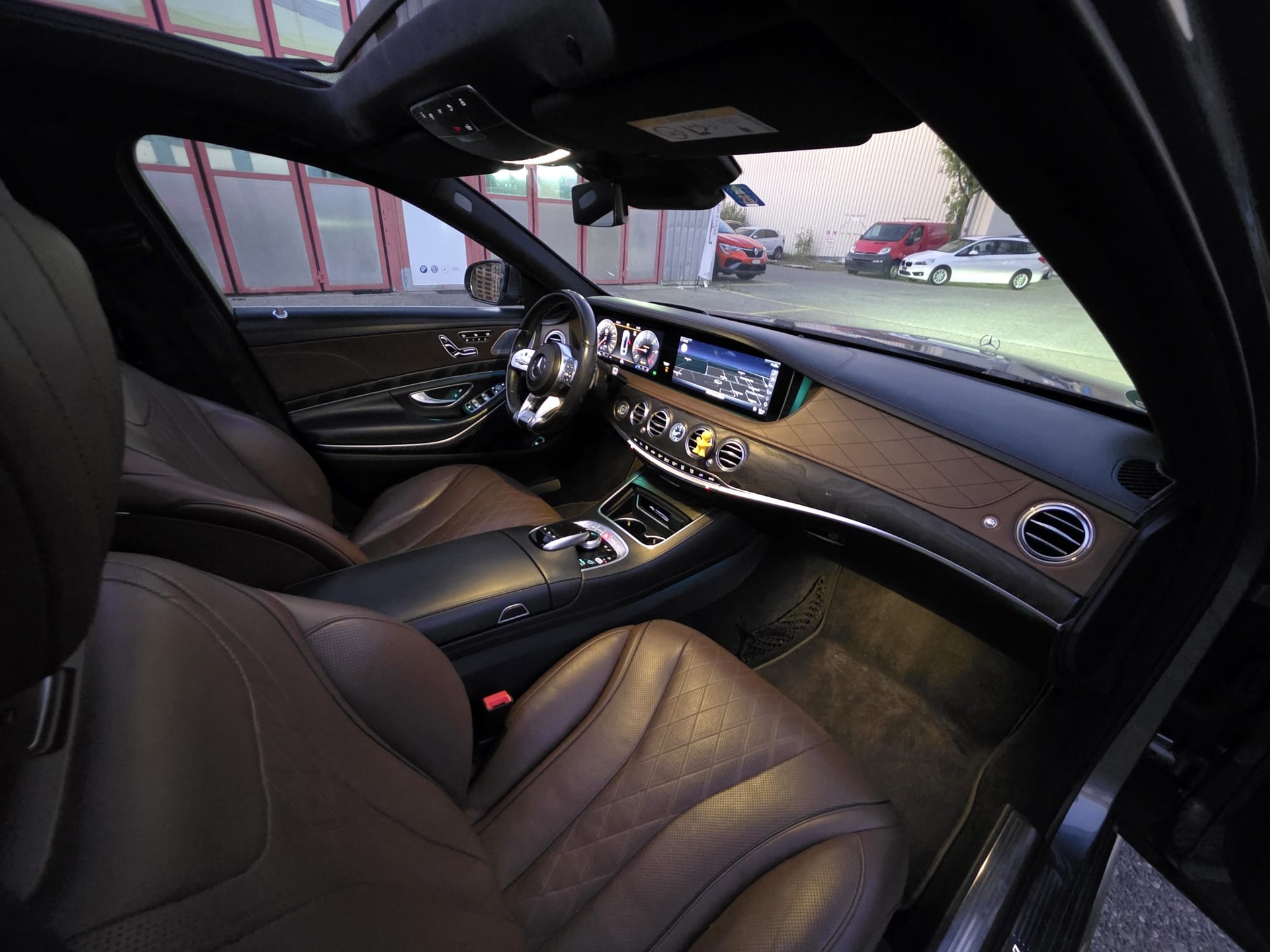 MERCEDES-BENZ S 400 d AMG Line 4Matic 9G-Tronic Pano/MFK-image-11