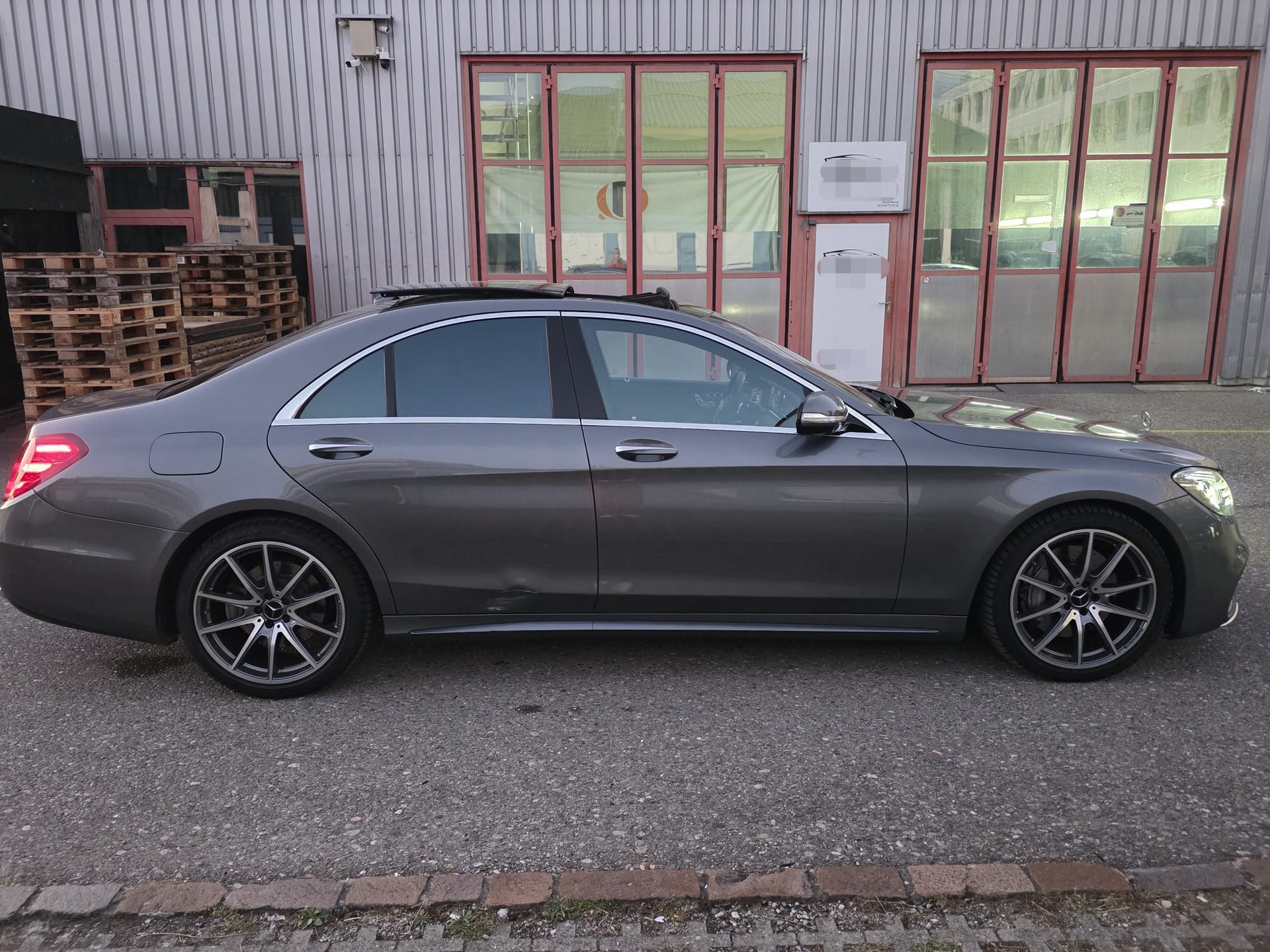 MERCEDES-BENZ S 400 d AMG Line 4Matic 9G-Tronic Pano/MFK-image-3
