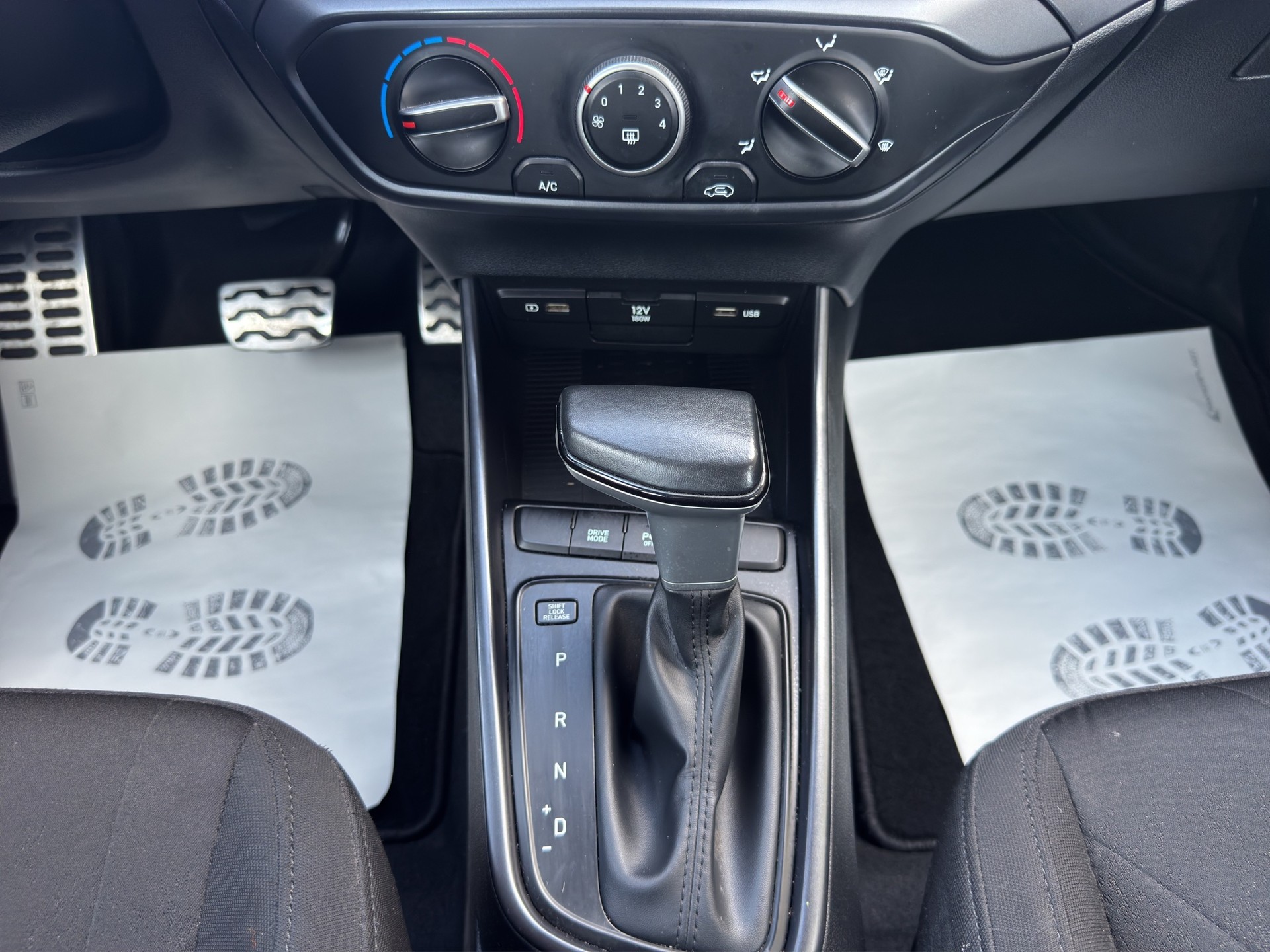 HYUNDAI Bayon 1.0 T-GDi Origo DCT-image-11