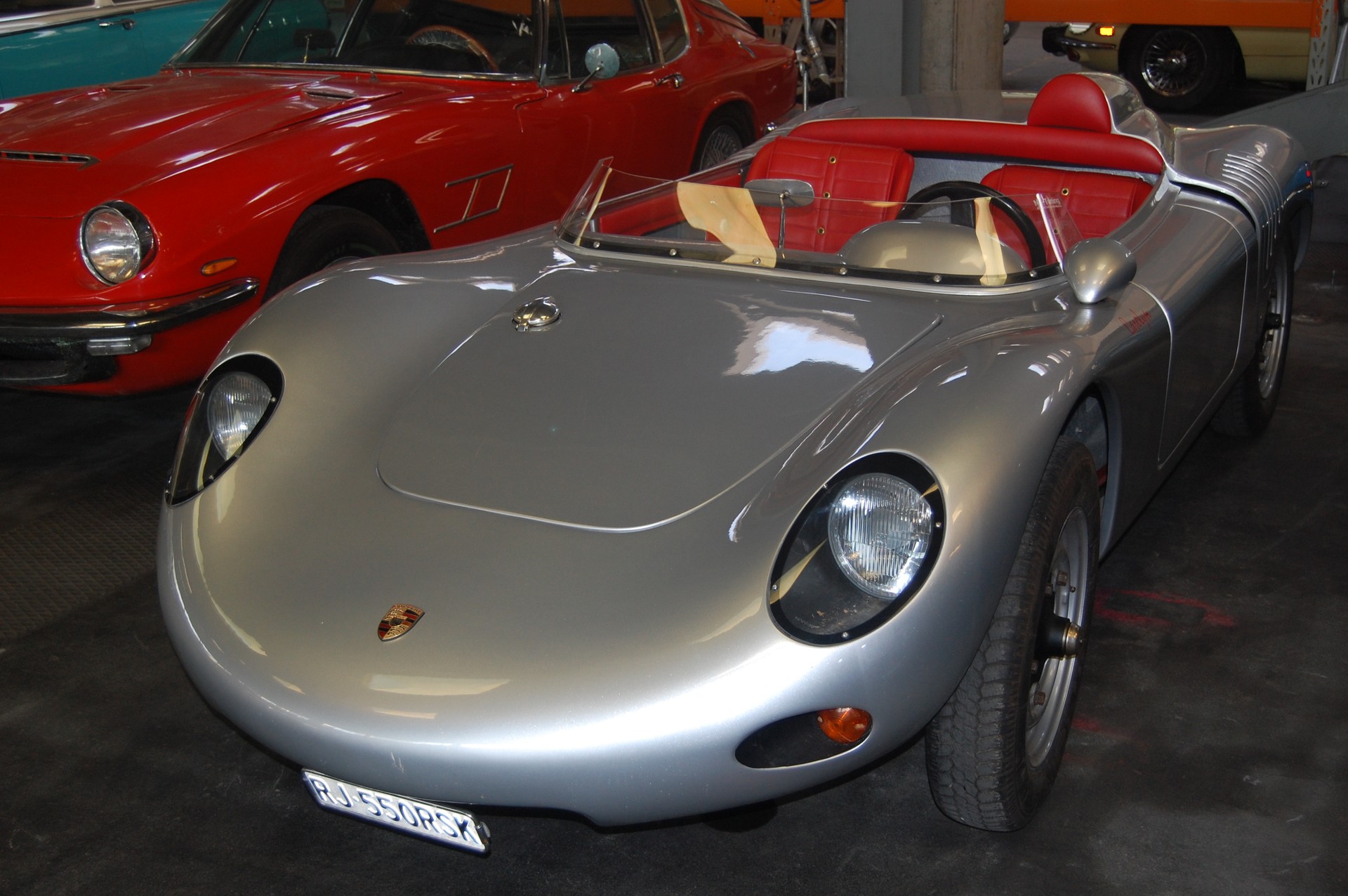 PORSCHE 718 RSK Spyder Replica-image-1