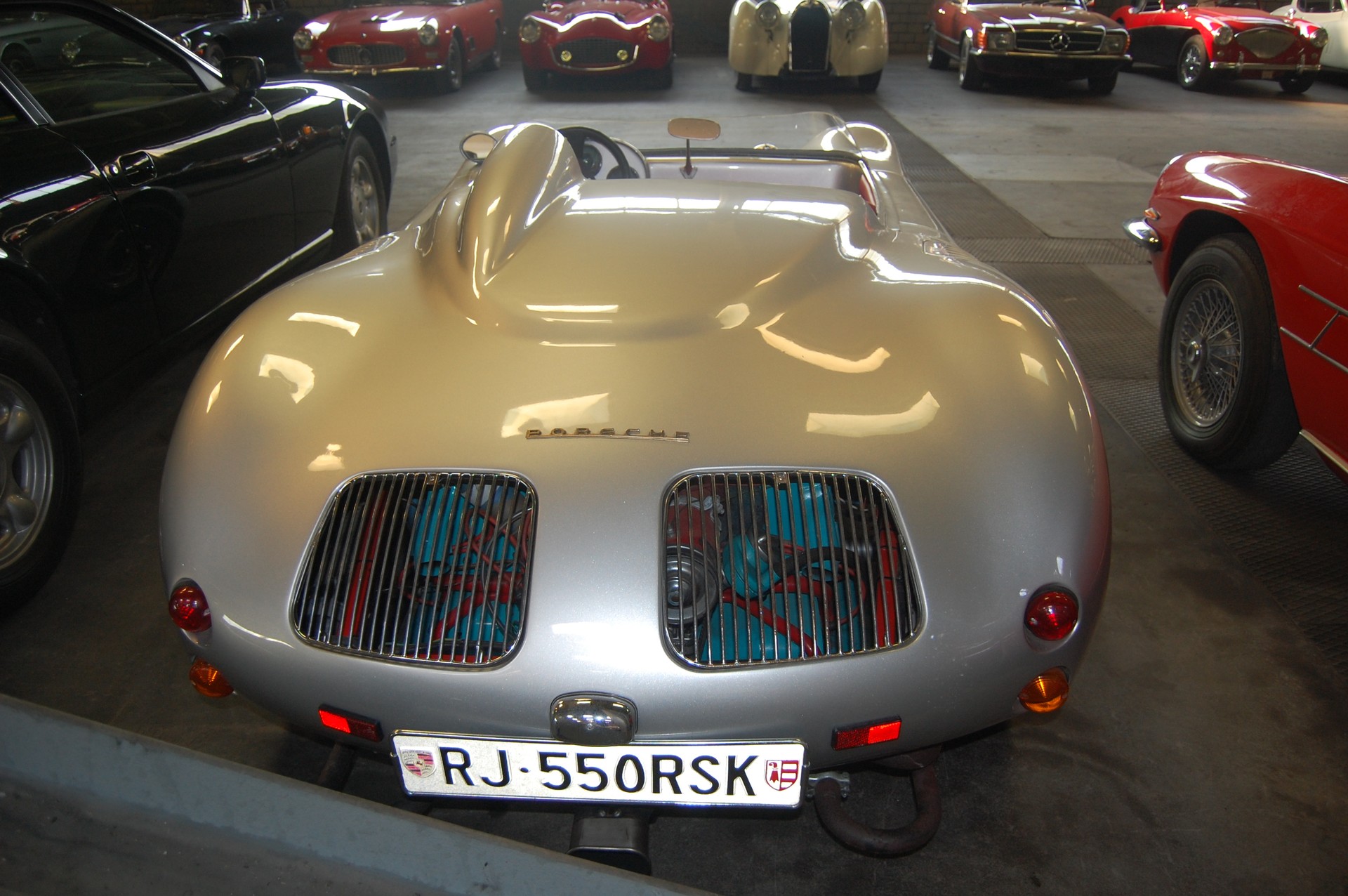 PORSCHE 718 RSK Spyder Replica-image-4