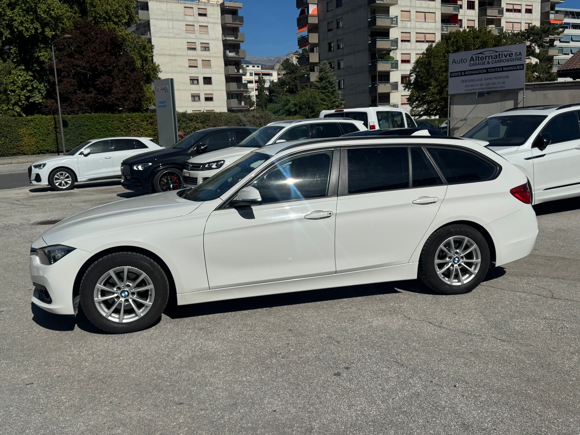 BMW 316d Touring Business Steptronic-image-4