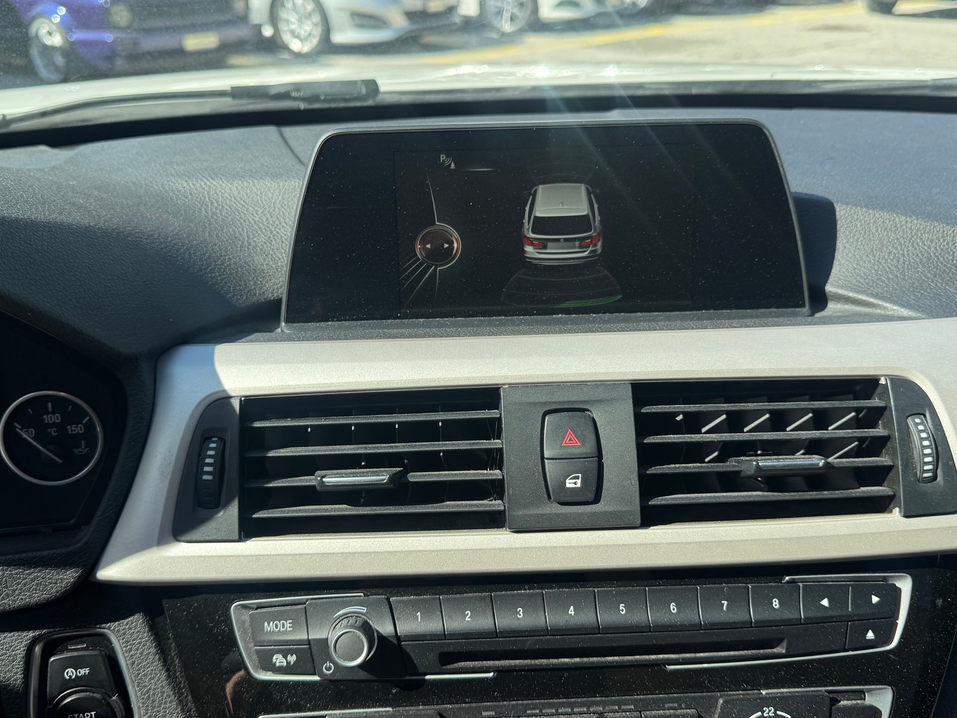 BMW 316d Touring Business Steptronic-image-11