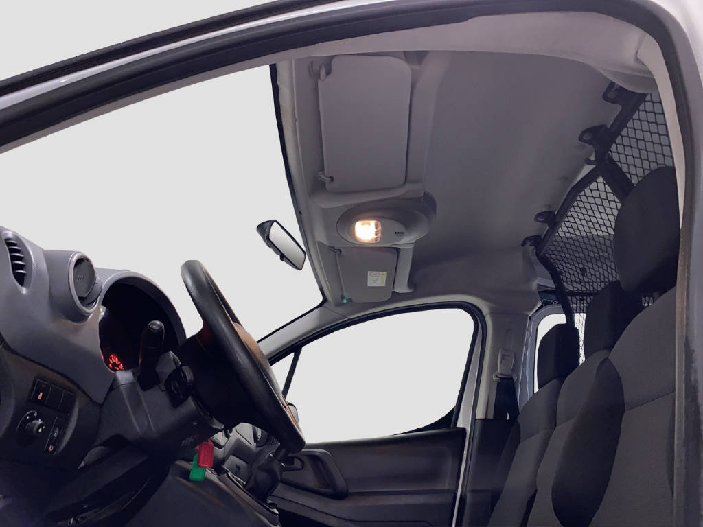 PEUGEOT Partner Kaw. L1 1.6 BlueHDI 100 PS Active-image-6