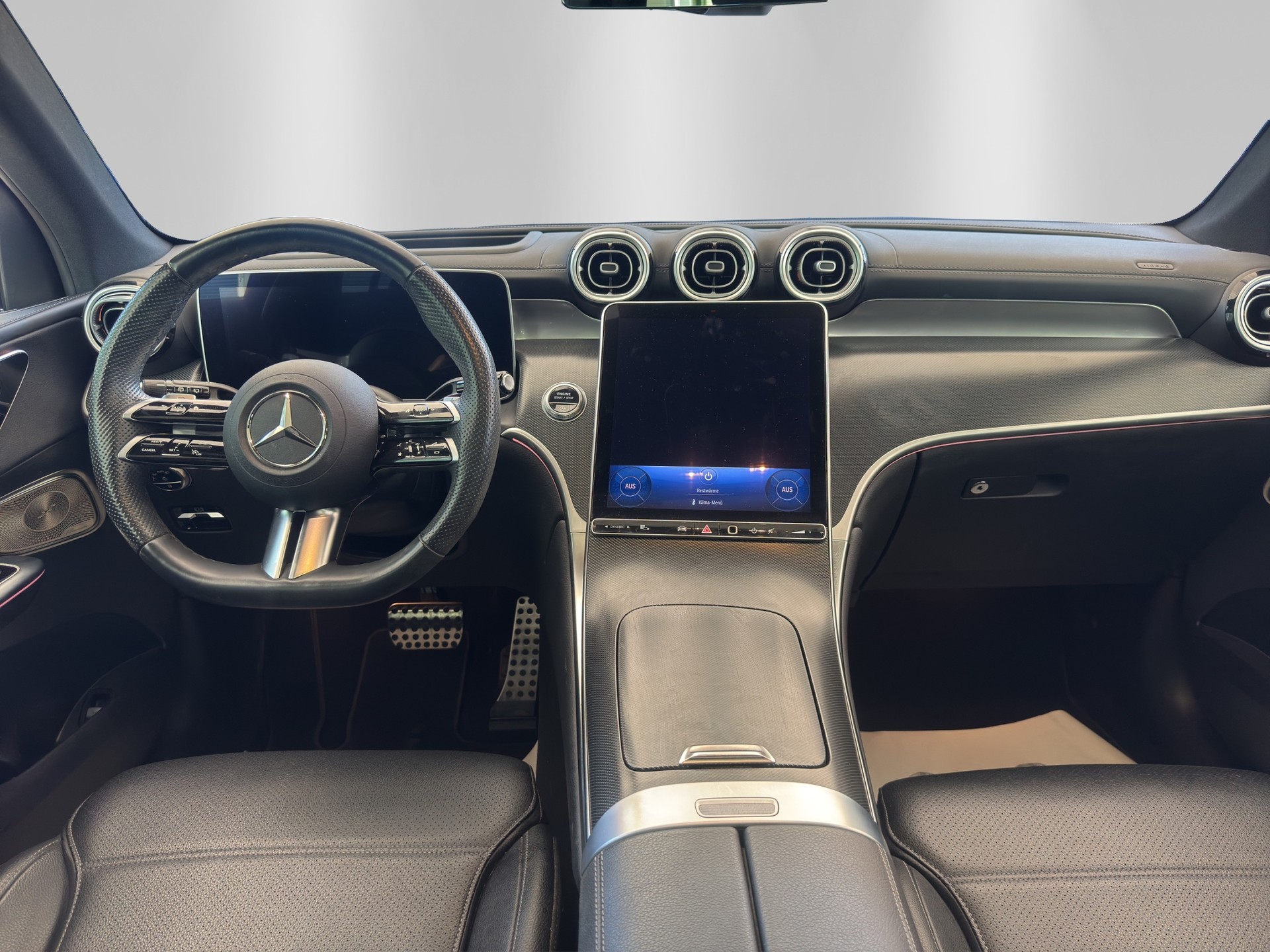 MERCEDES-BENZ GLC 200 4Matic 9G-Tronic-image-9