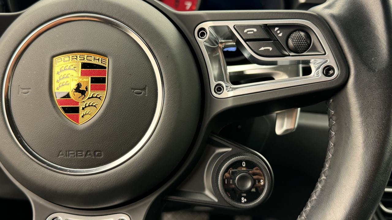PORSCHE Macan GTS PDK-image-9