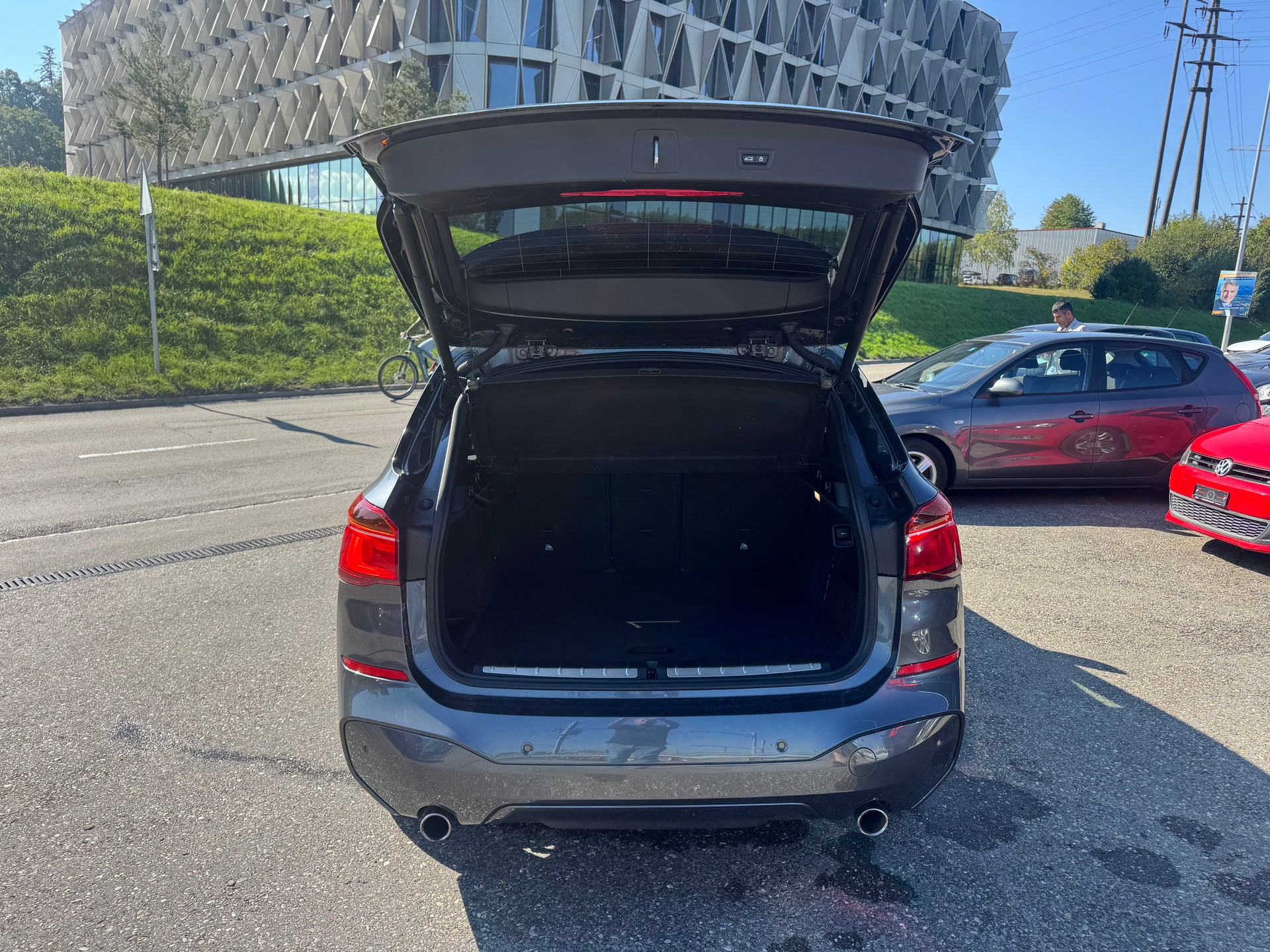 BMW X1 xDrive 25i M Sport Steptronic-image-5