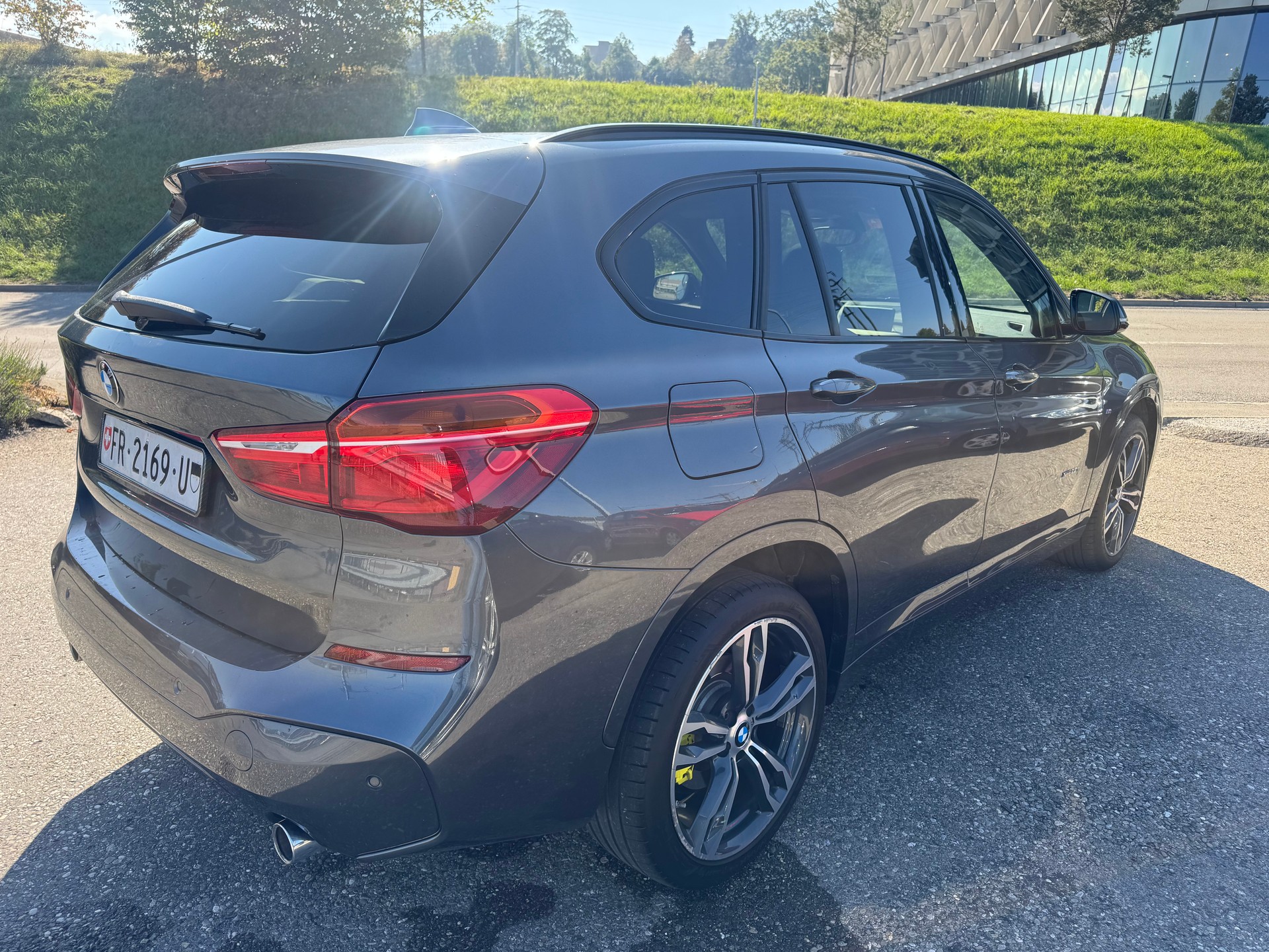 BMW X1 xDrive 25i M Sport Steptronic-image-3