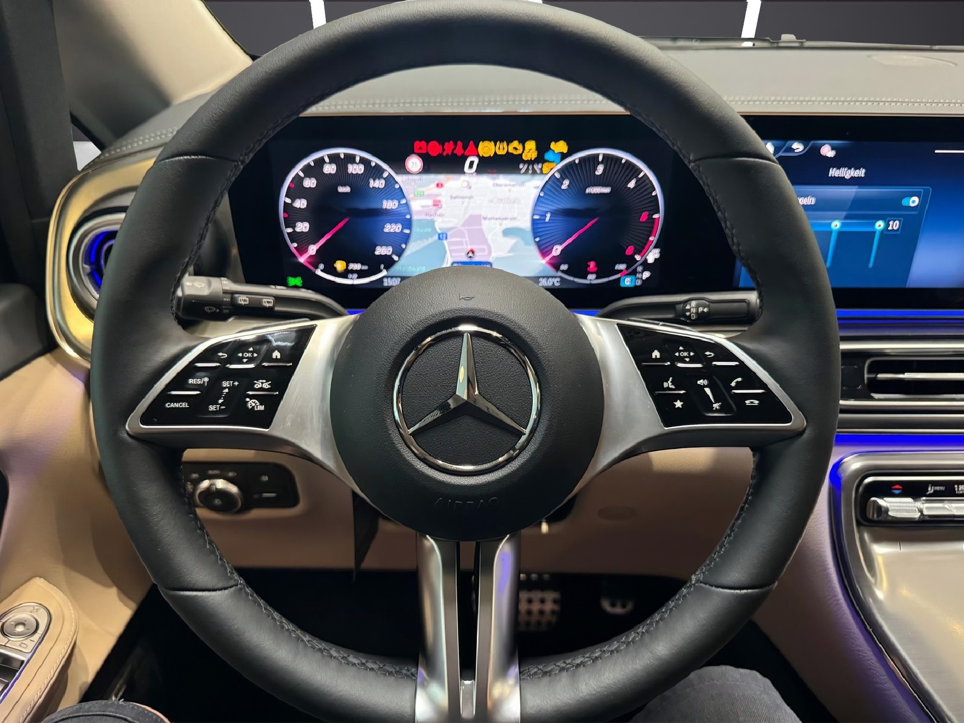 MERCEDES-BENZ V 300 d extralang 4Matic Exclusive 9G-Tronic-image-6