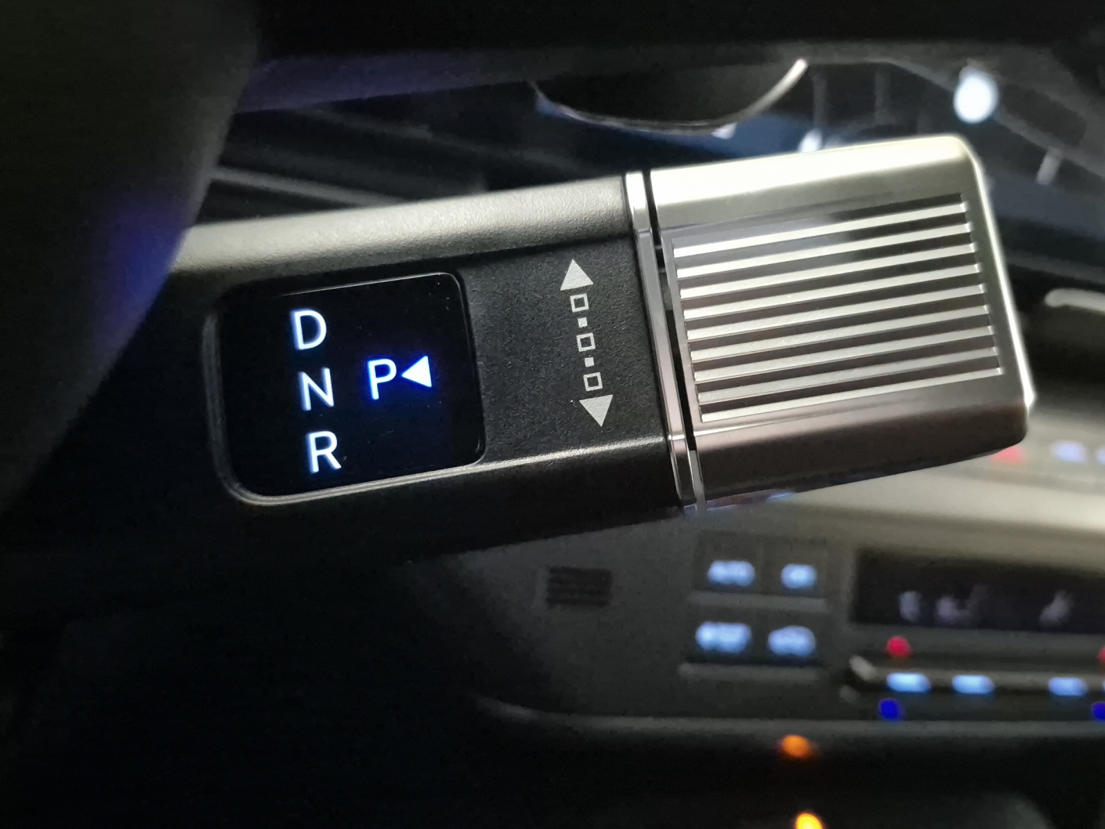 HYUNDAI Kona 65,4 kWh Electric Amplia-image-15