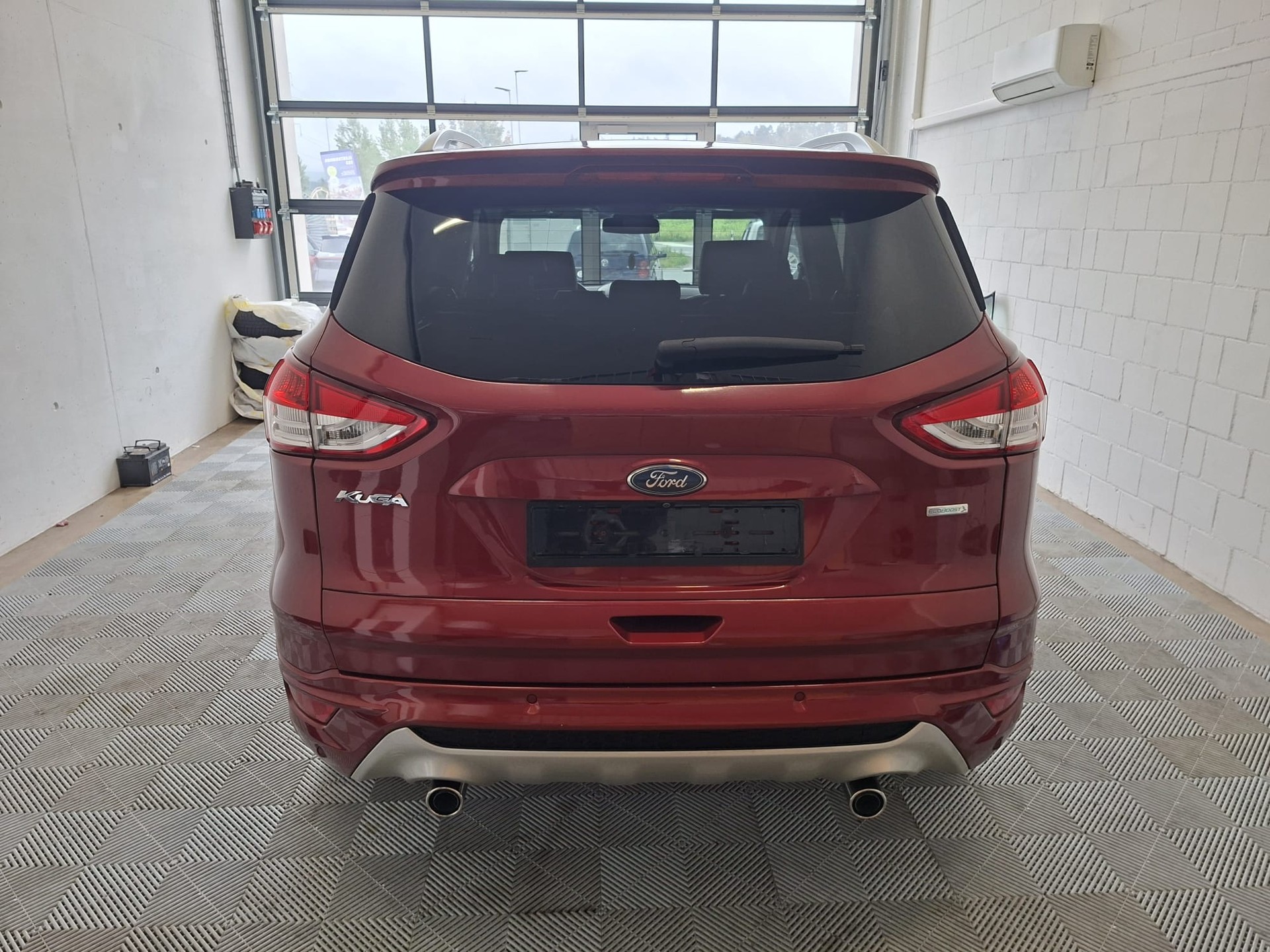 FORD Kuga 1.5 SCTi Carving 2WD-image-3