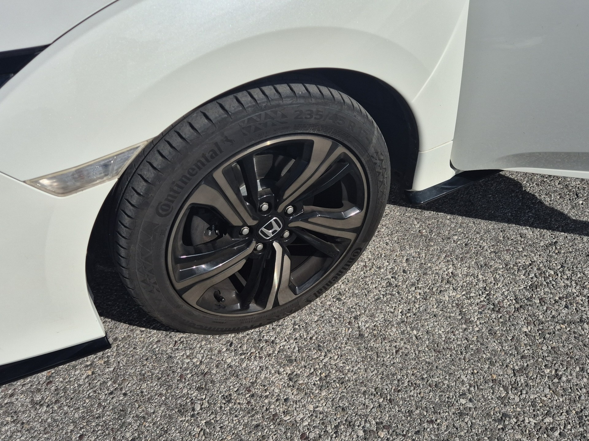 HONDA Civic 1.5 VTEC Sport Plus-image-17