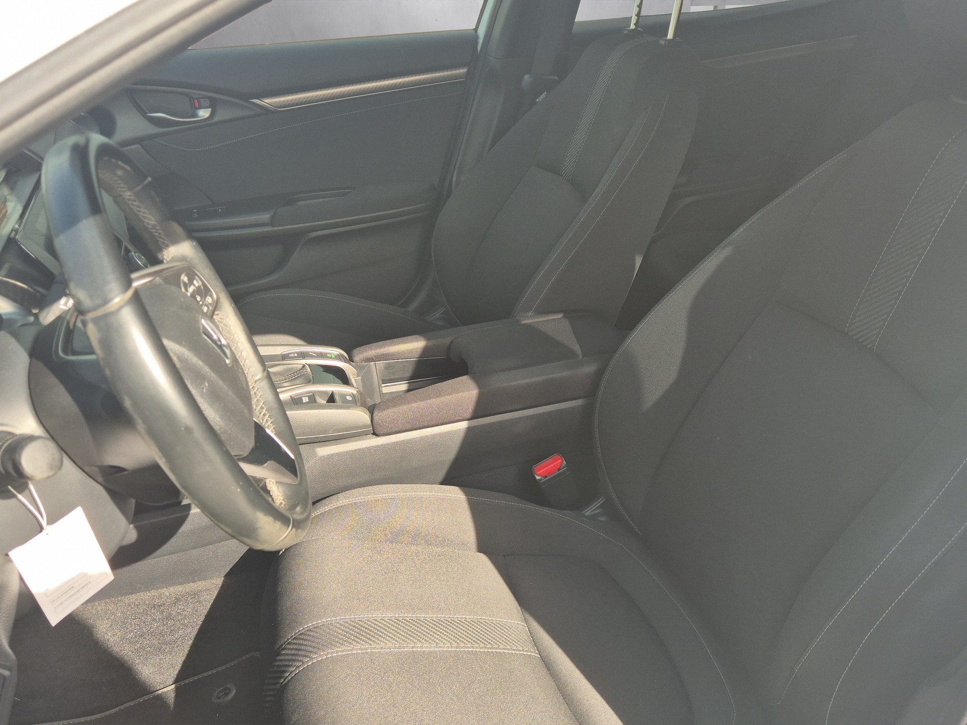 HONDA Civic 1.5 VTEC Sport Plus-image-9