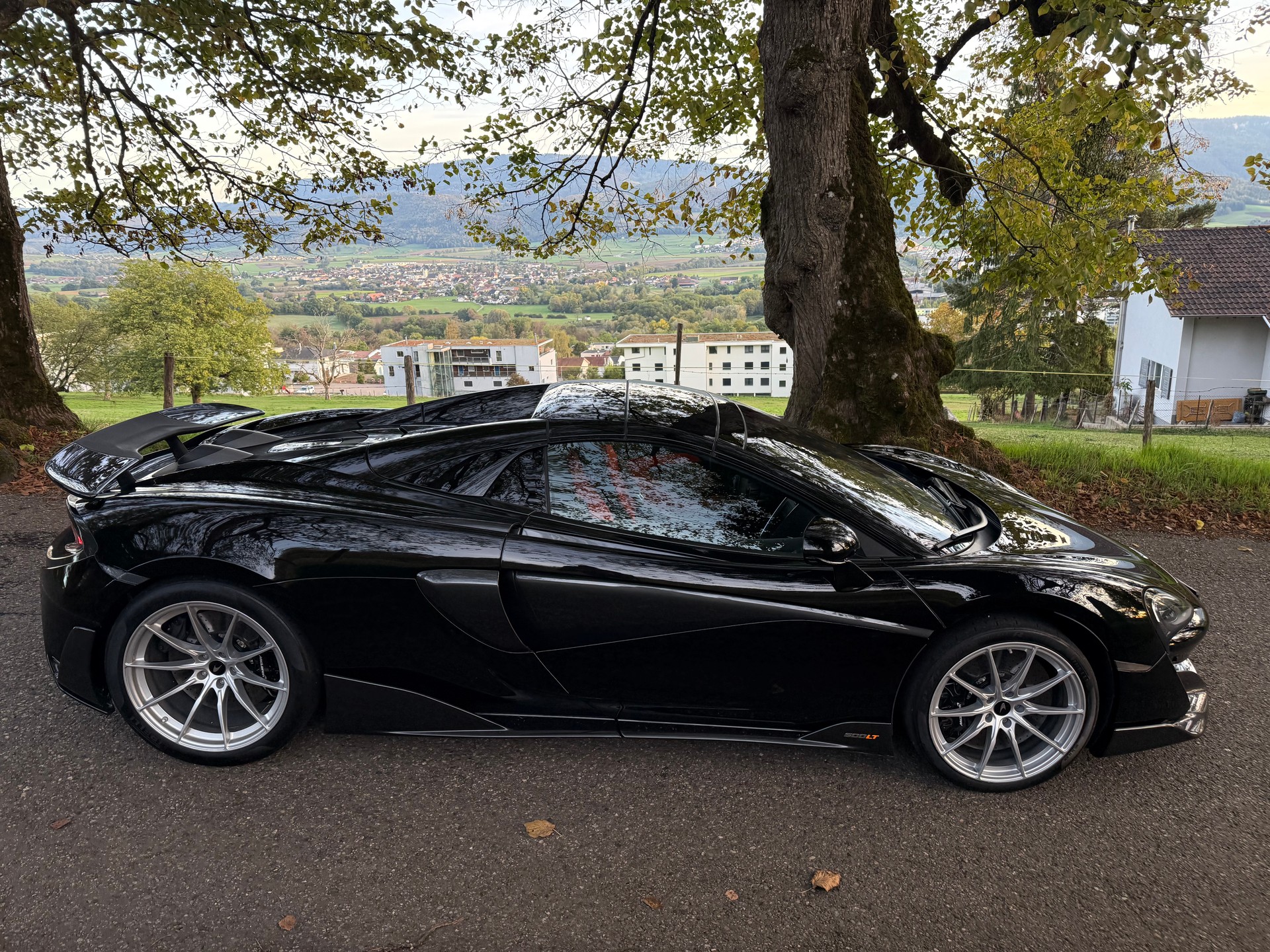 McLAREN Spider-image-1