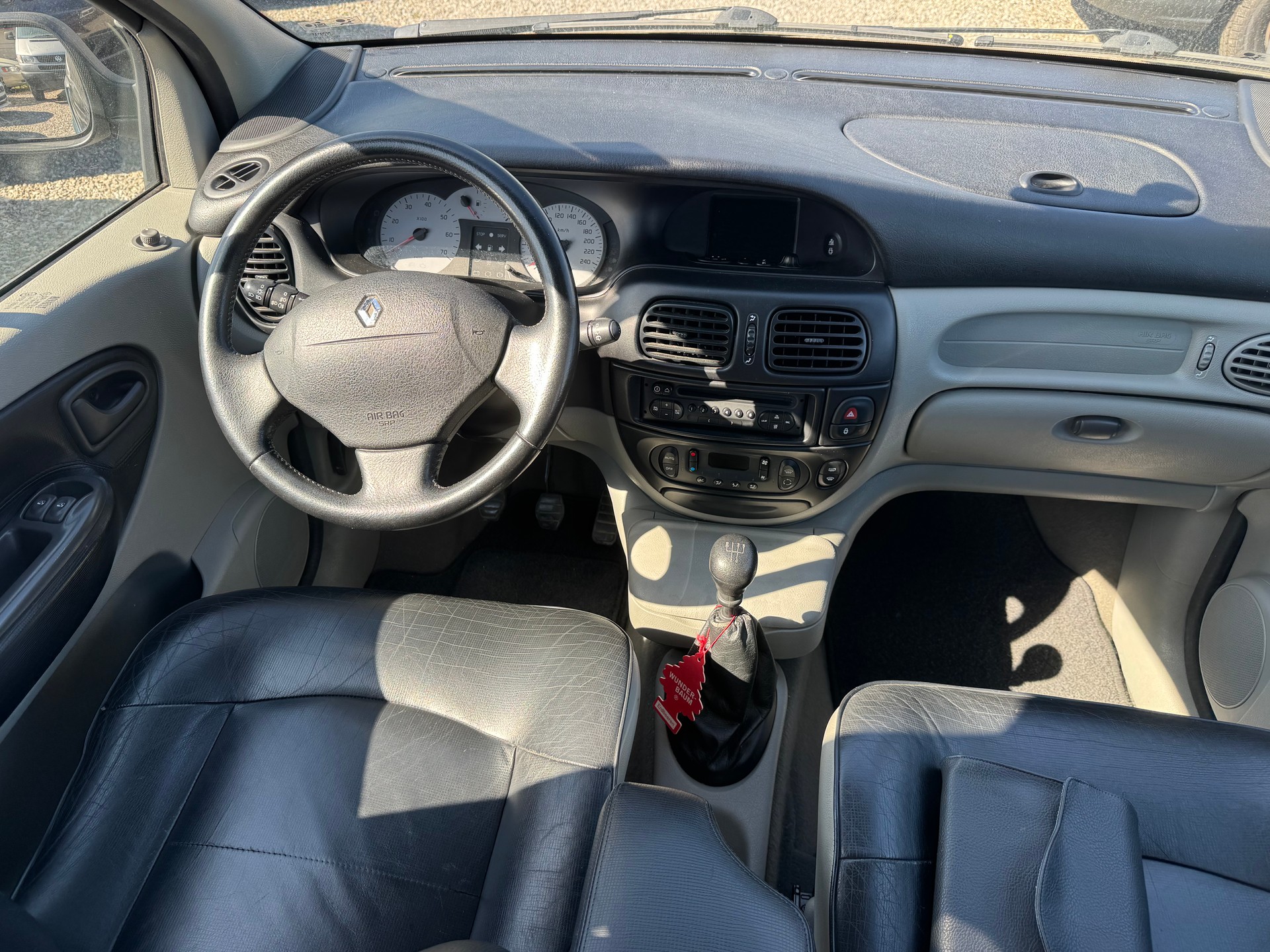 RENAULT Scénic 2.0 16V RX4 Conquest.com-image-13