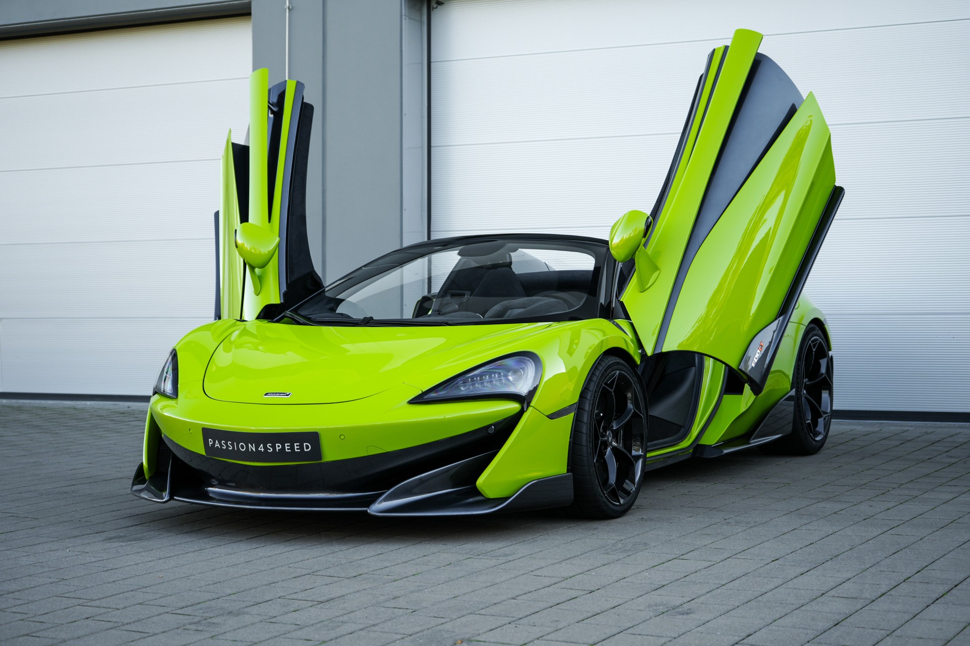 McLAREN 600LT Spider 3.8 V8 SSG-image-2