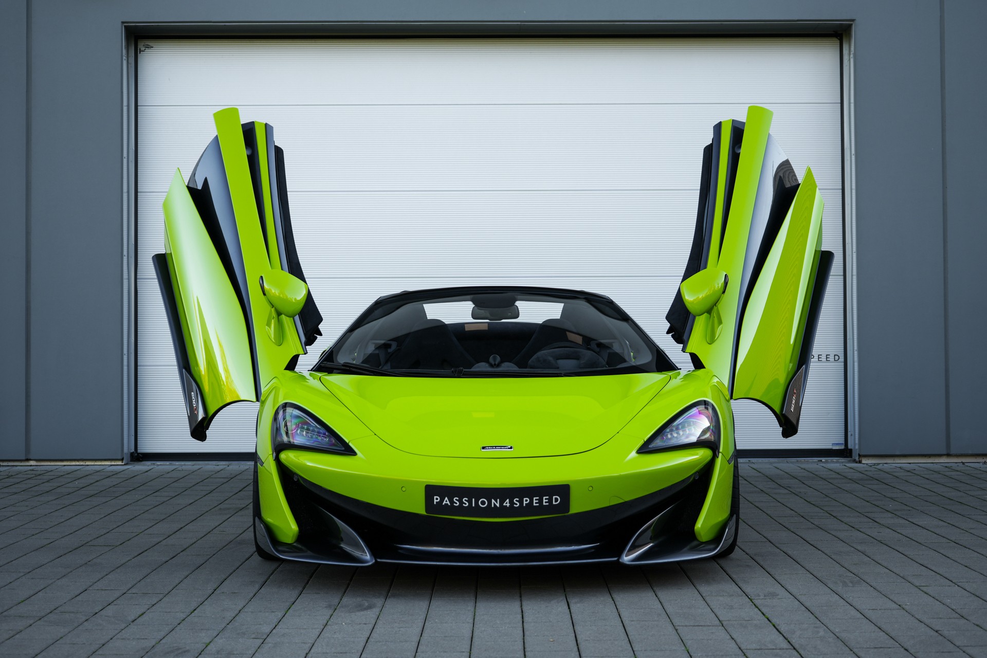 McLAREN 600LT Spider 3.8 V8 SSG-image-1