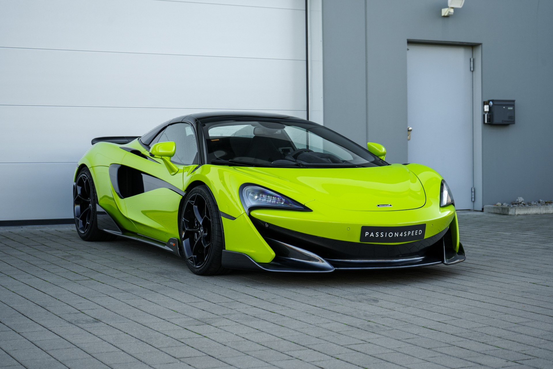 McLAREN 600LT Spider 3.8 V8 SSG-image-9