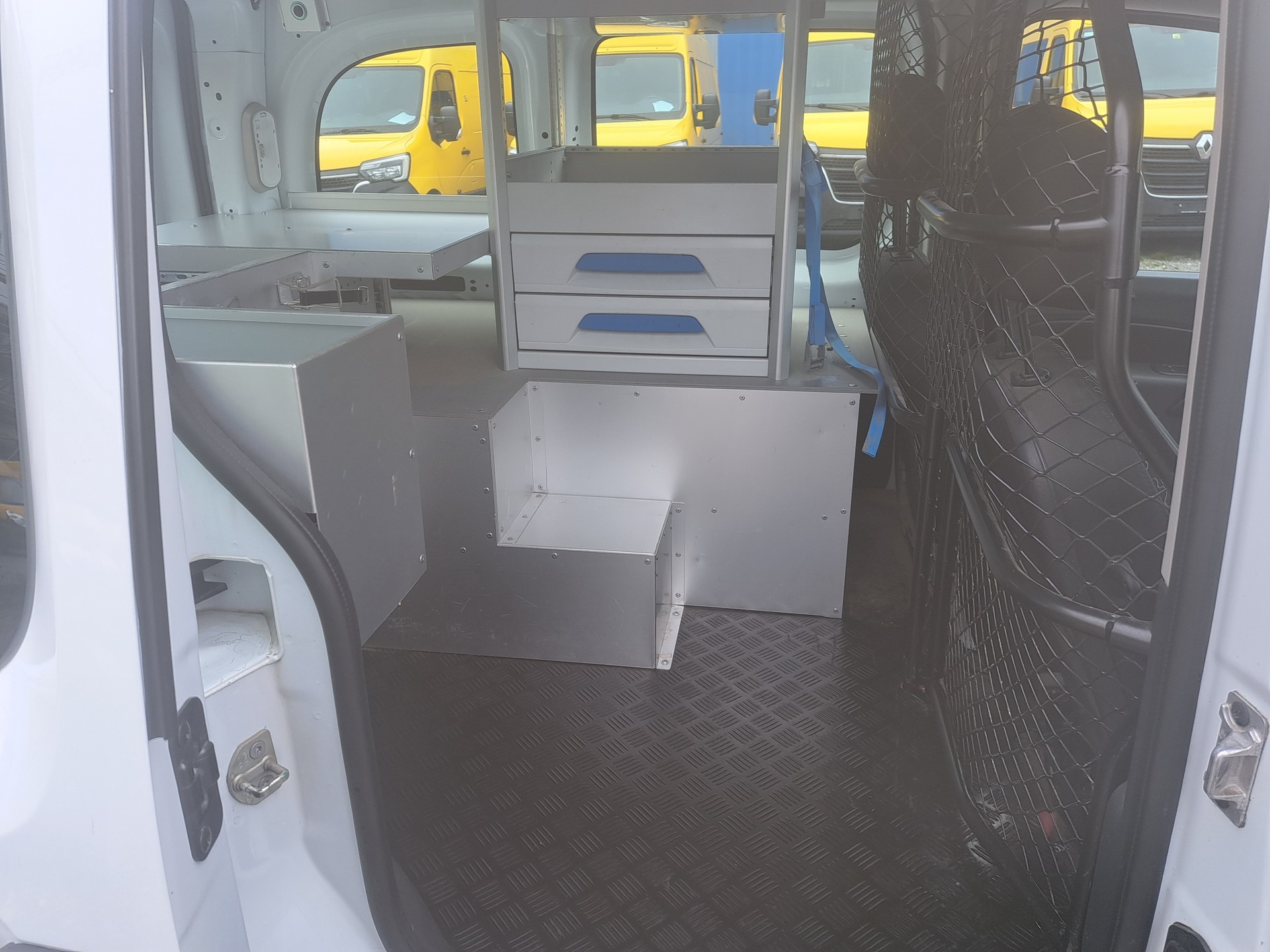 RENAULT Kangoo Z.E.-image-12
