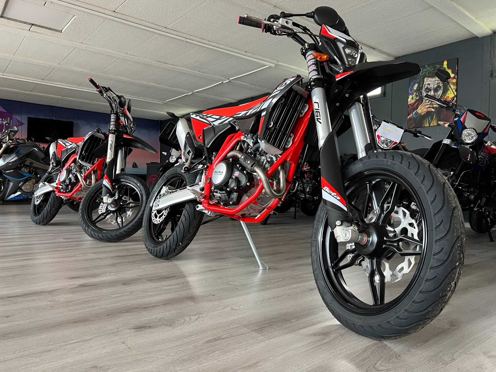 BETA RR 125-4T LC Motard-showroom-element-3