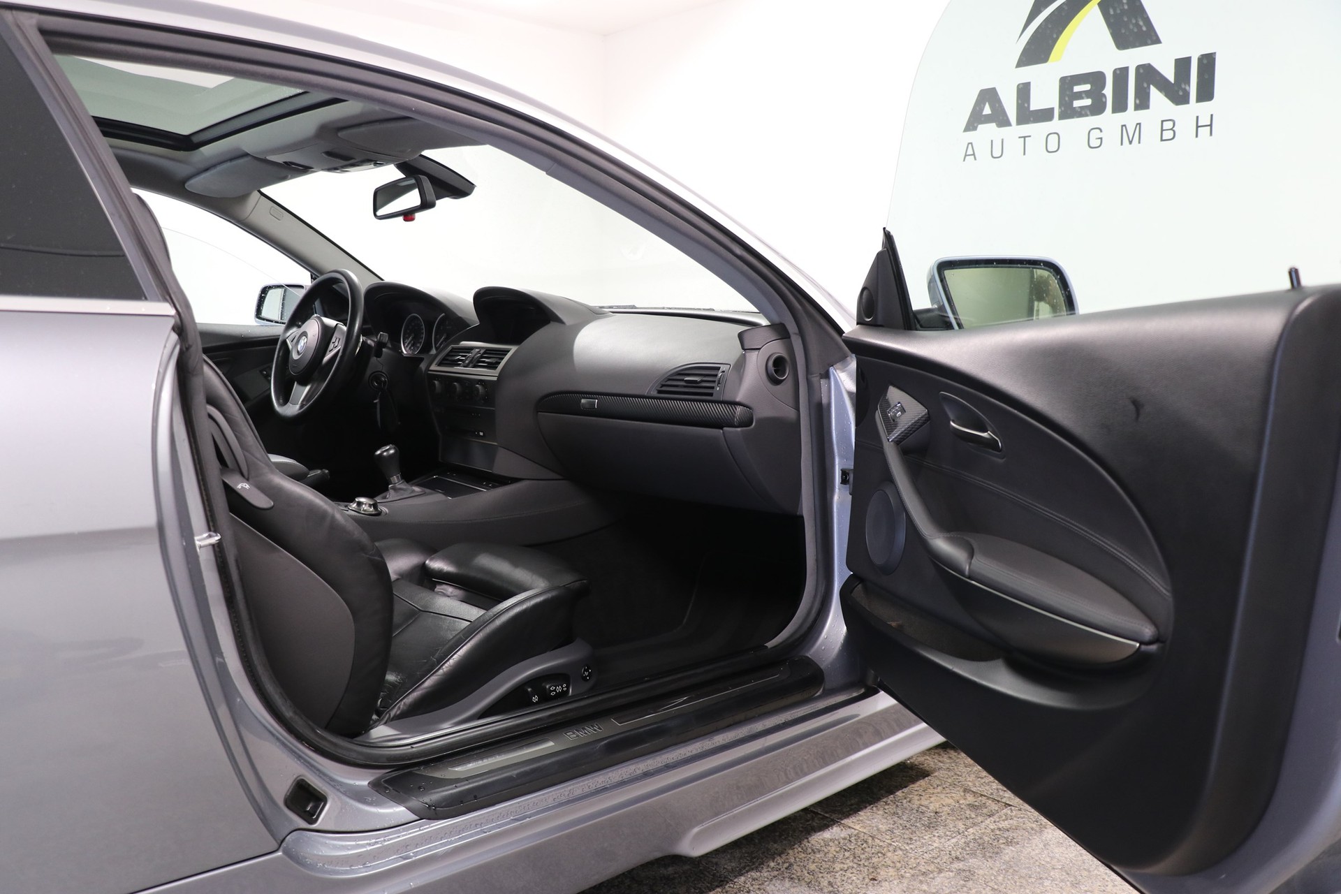 BMW 645i-image-6