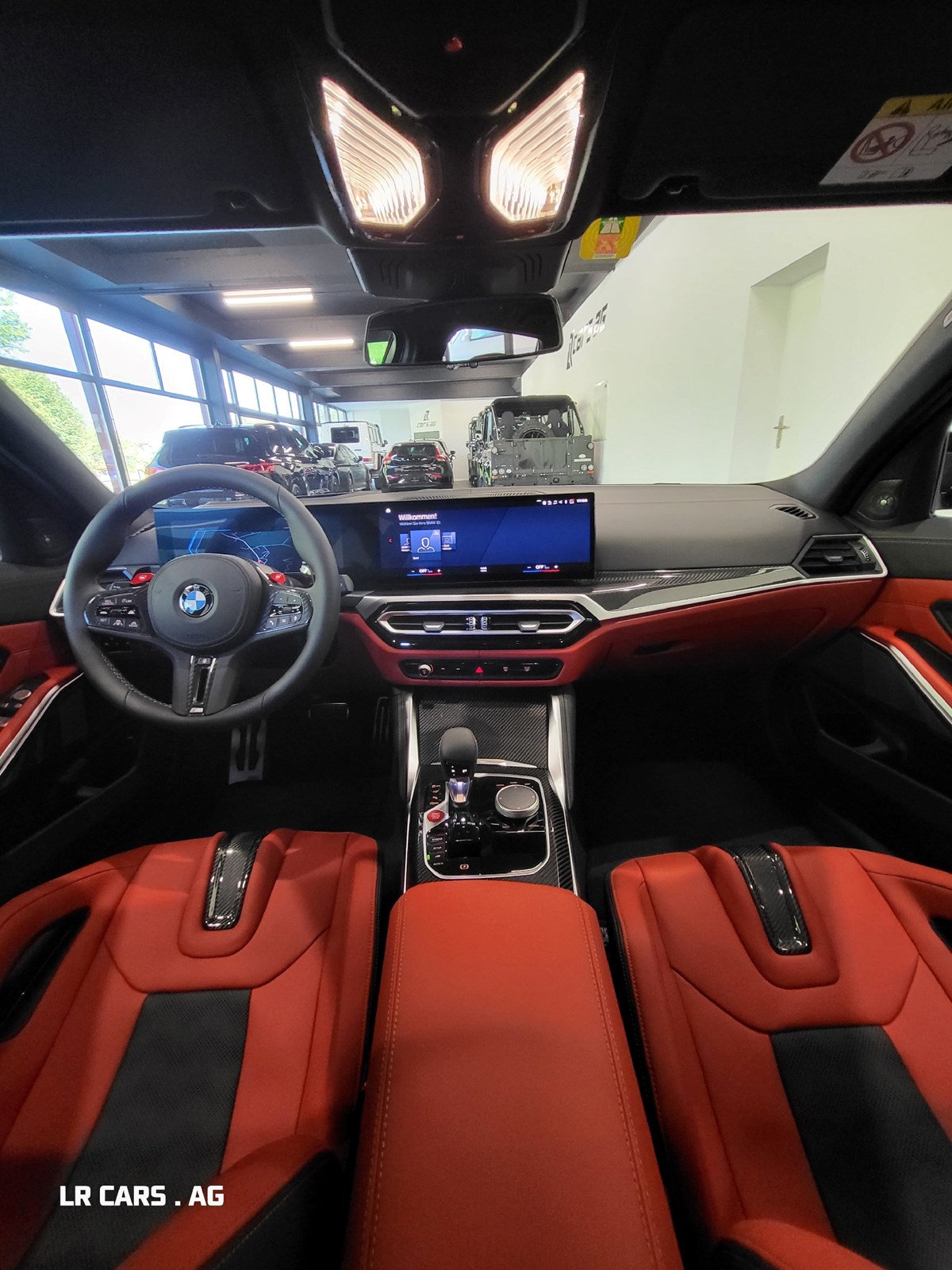 BMW M3 Touring xDrive Competition M-image-11