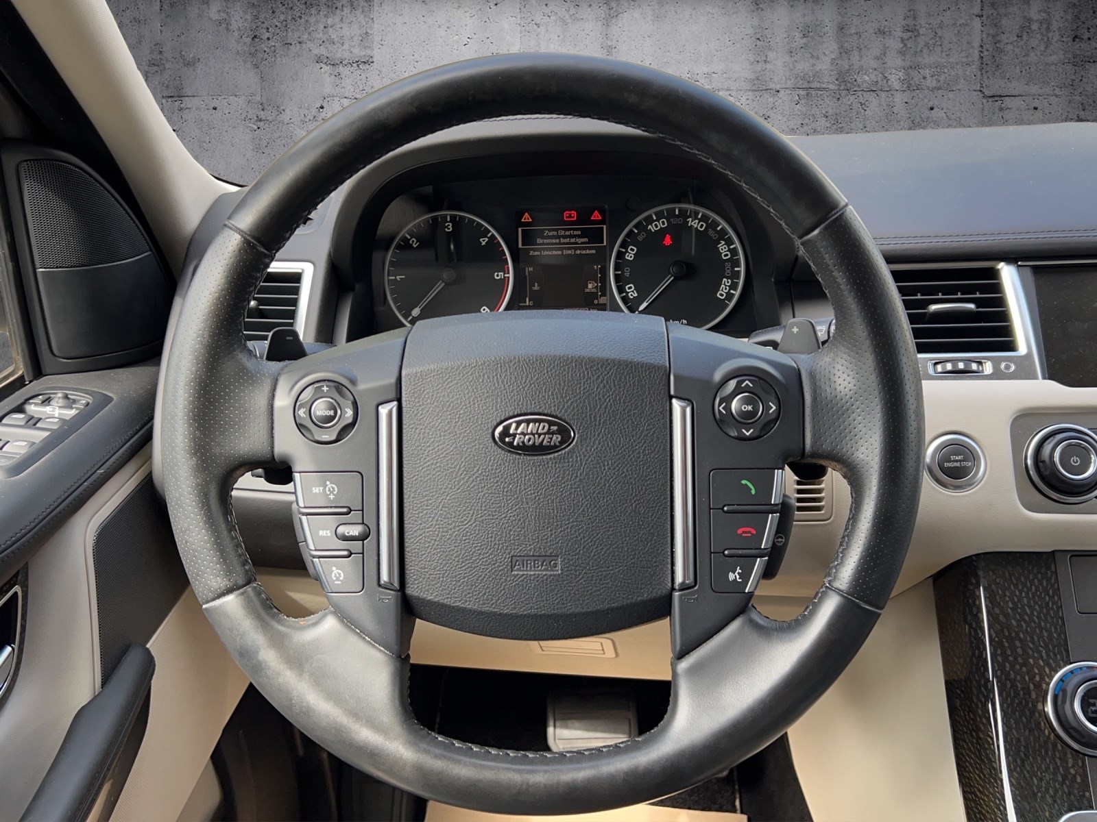 LAND ROVER Range Rover Sport 3.0 TDV6 Autobiography Automatic-image-14